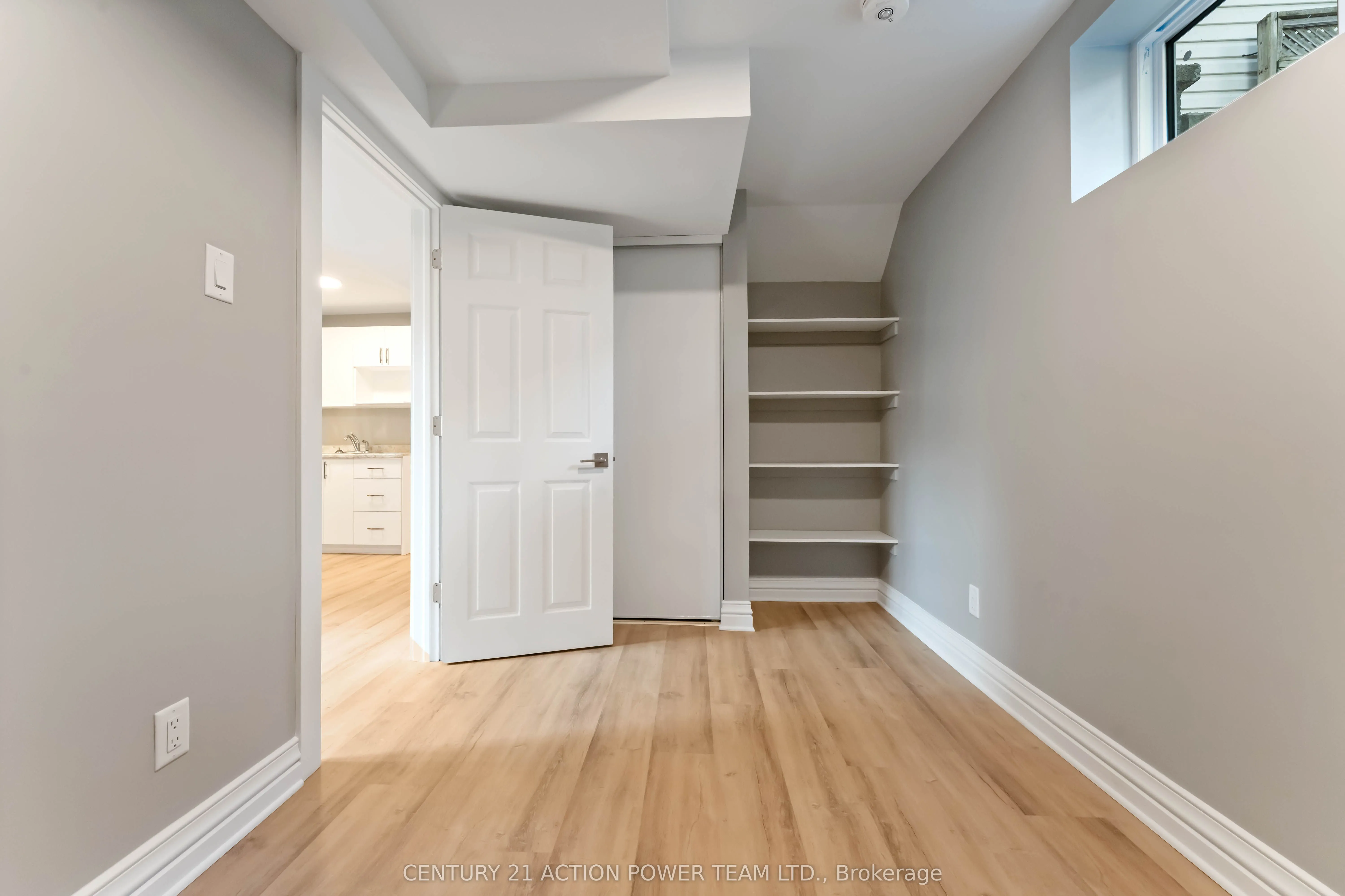 427 Grassland Terrace, #B