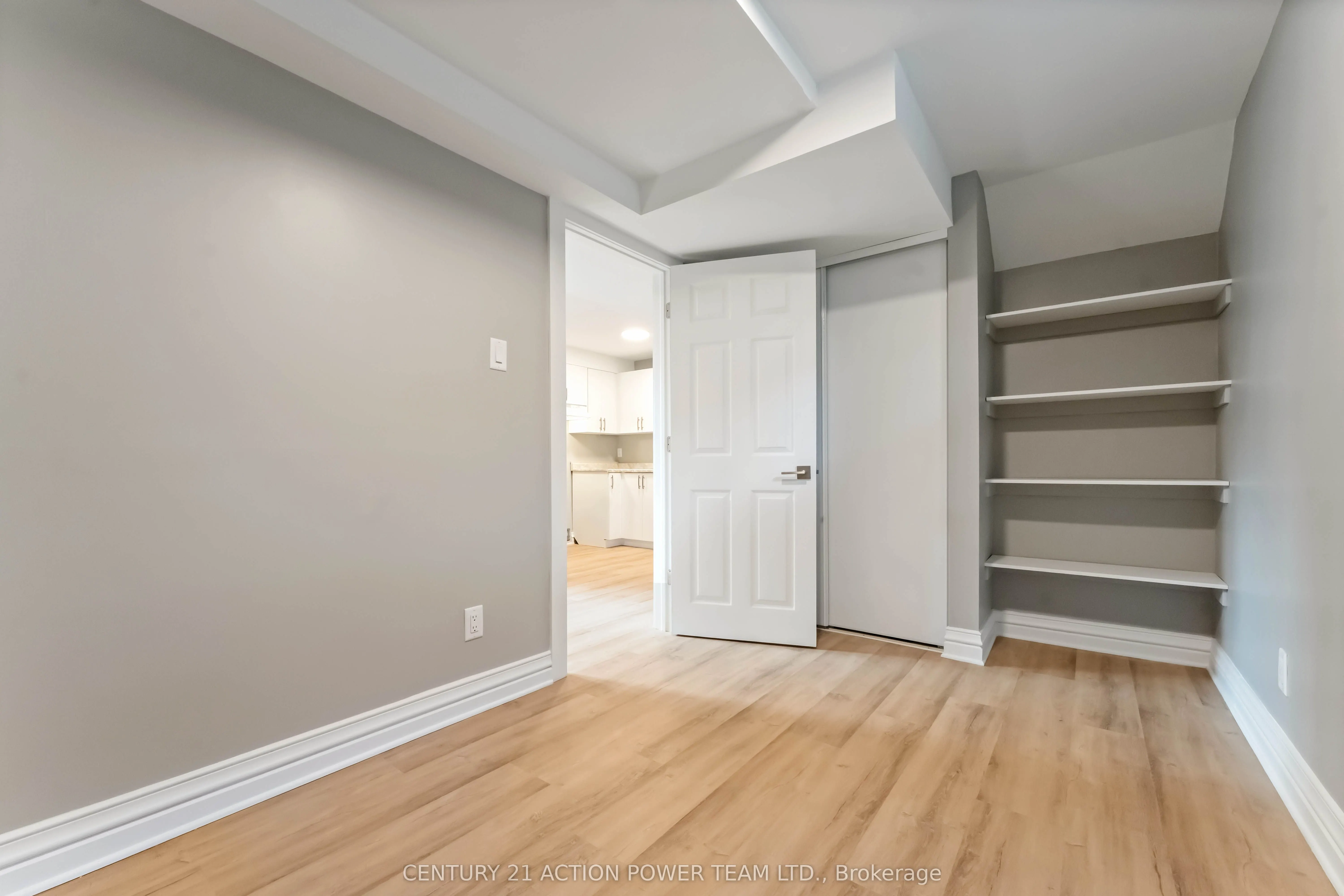 427 Grassland Terrace, #B