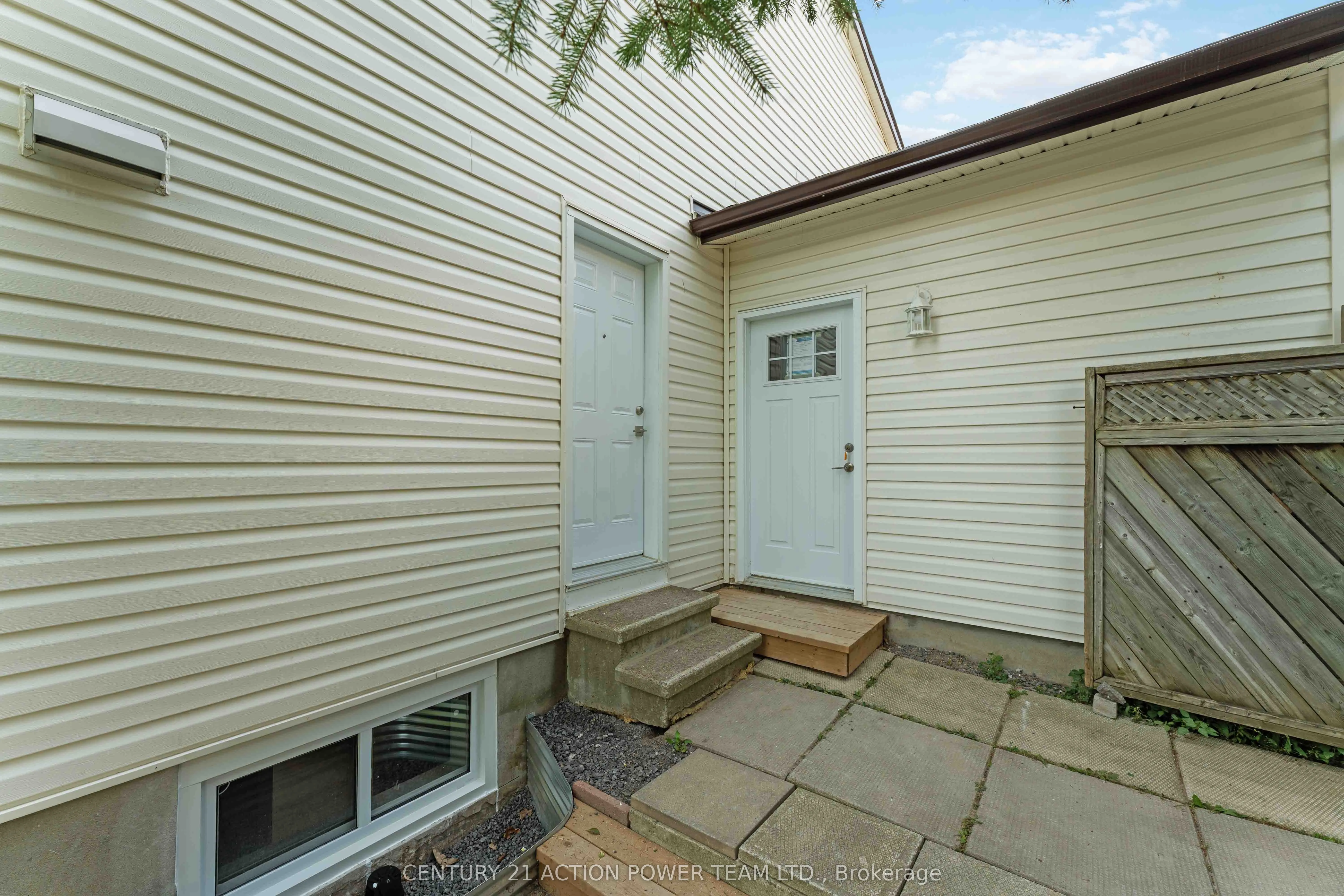 427 Grassland Terrace, #B