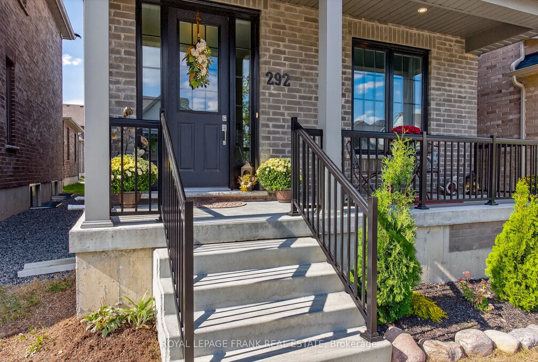 292 Noftall Gardens