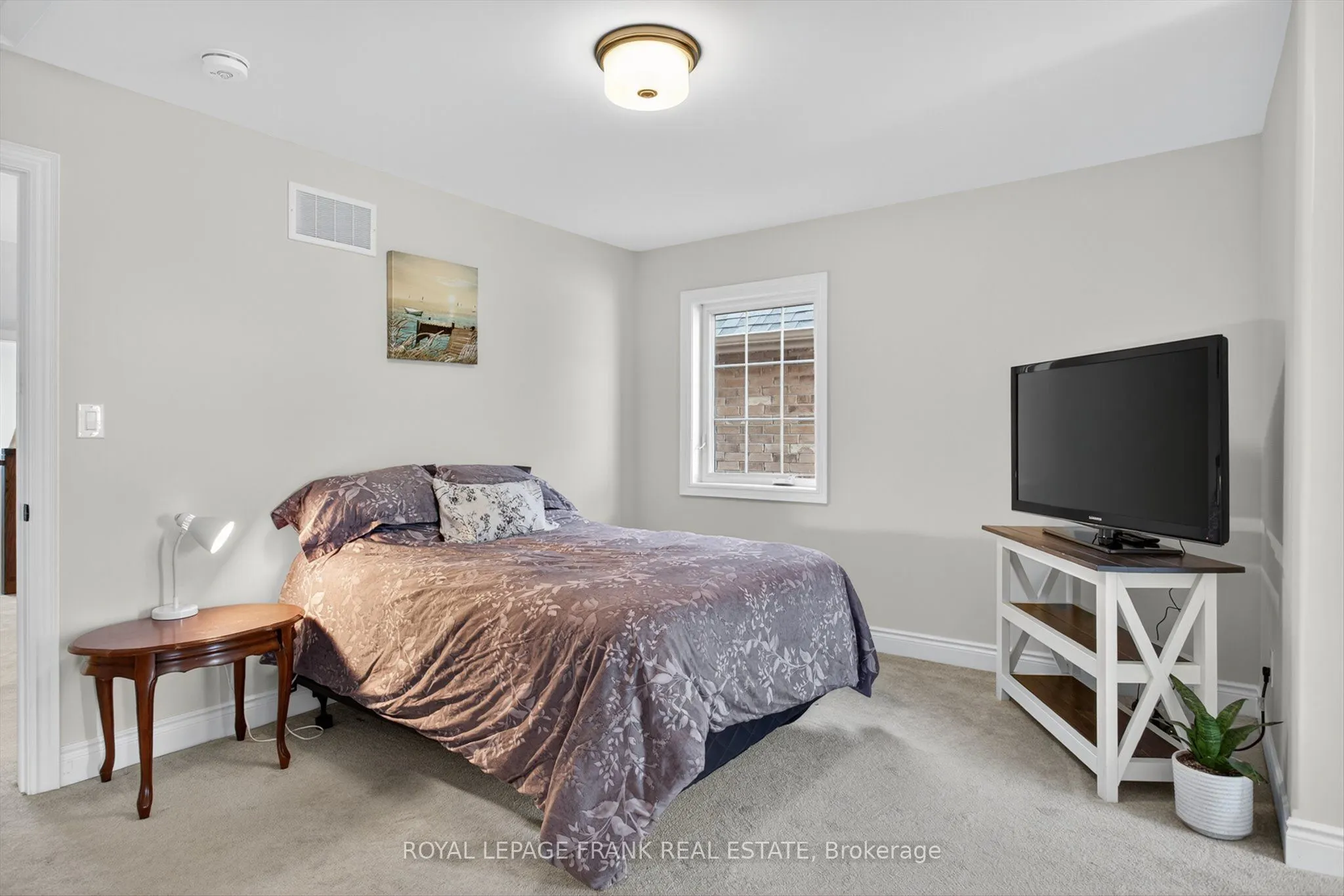 292 Noftall Gardens