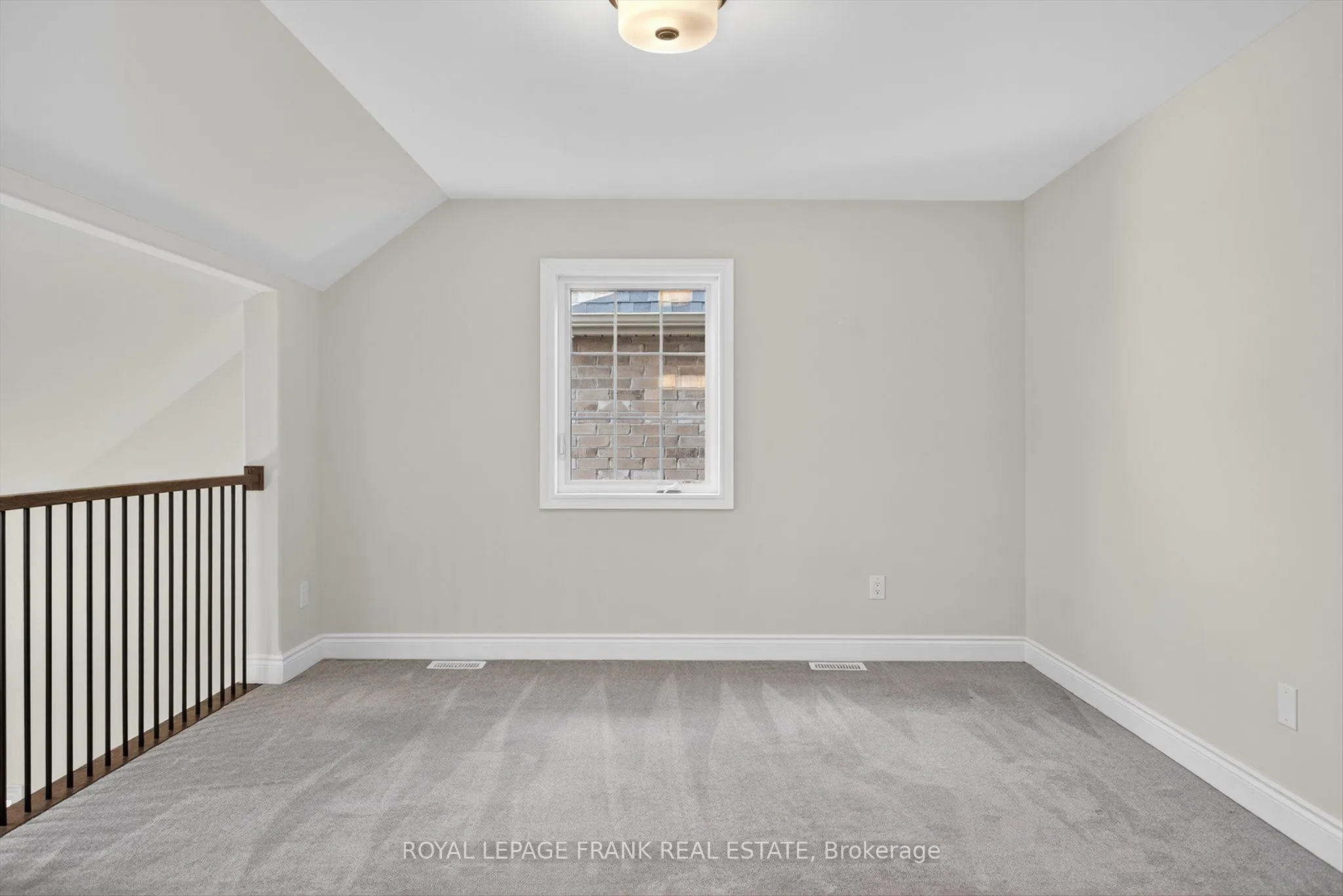 292 Noftall Gardens
