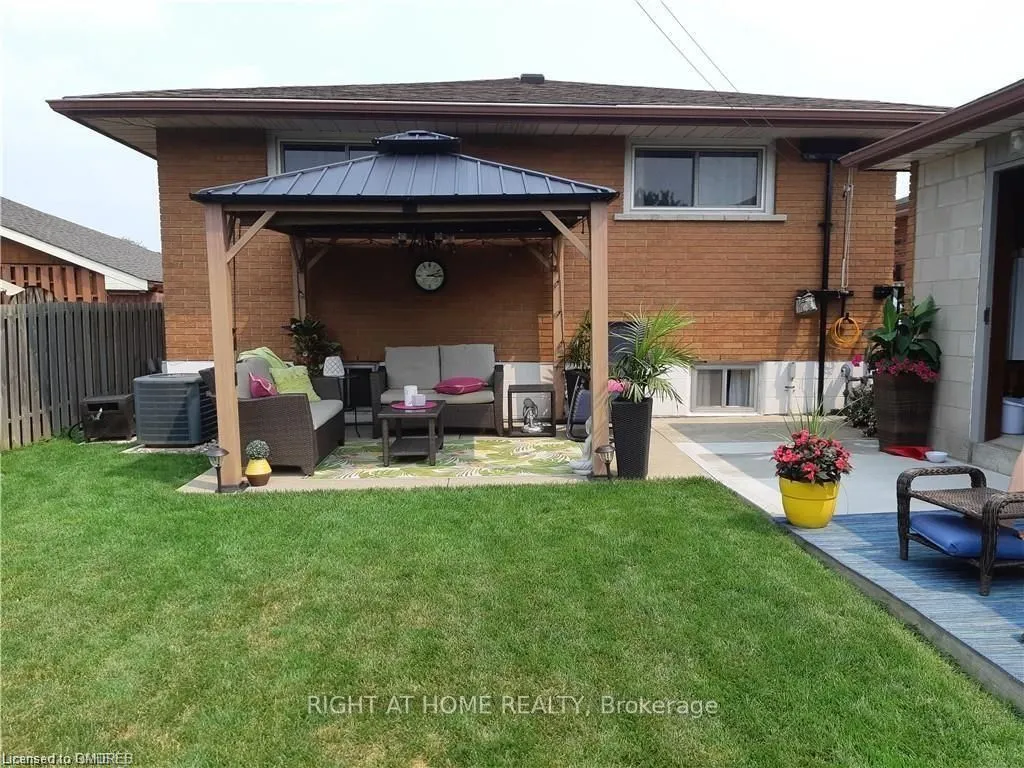 60 Champlain Avenue