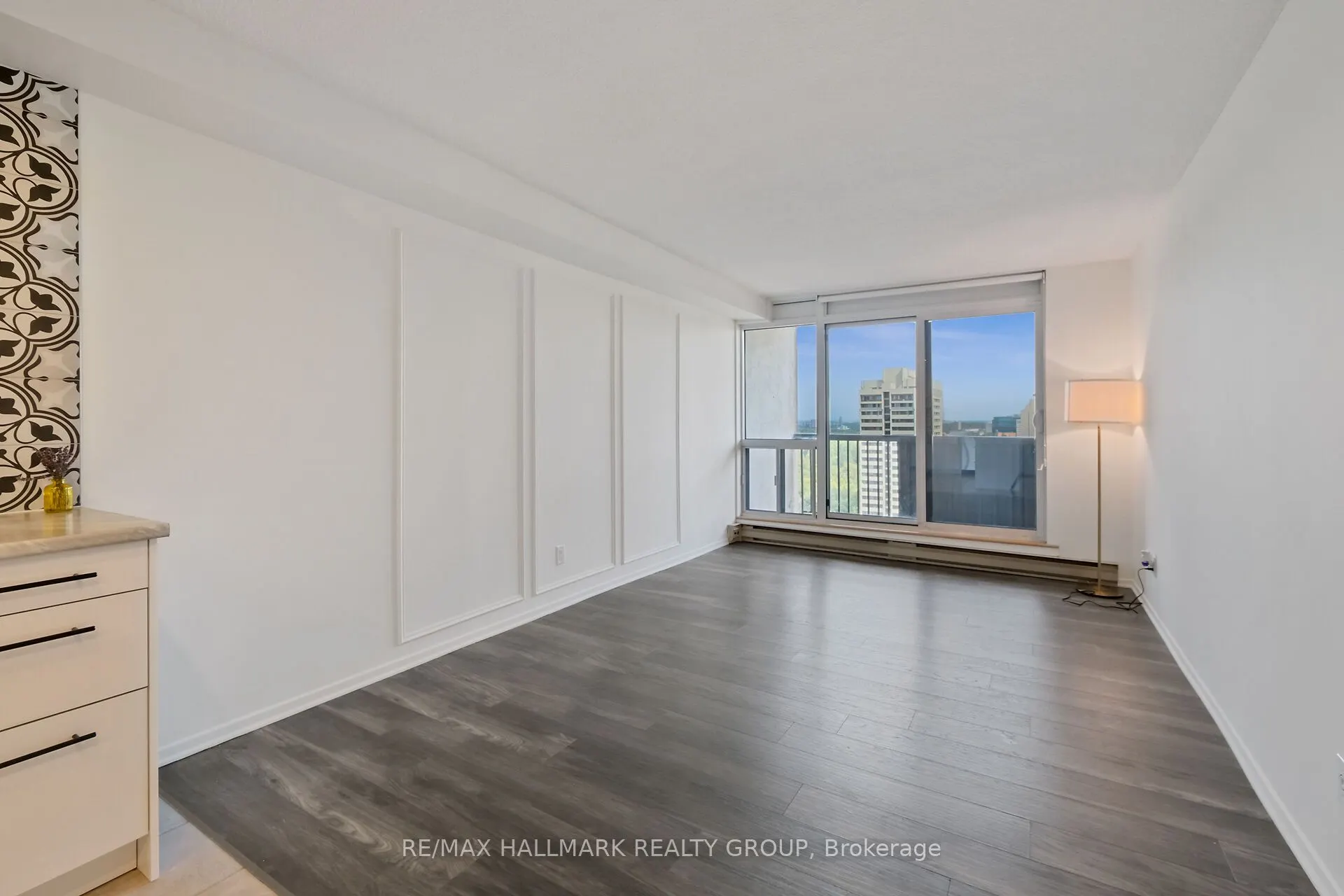 900 Dynes Road, #1904