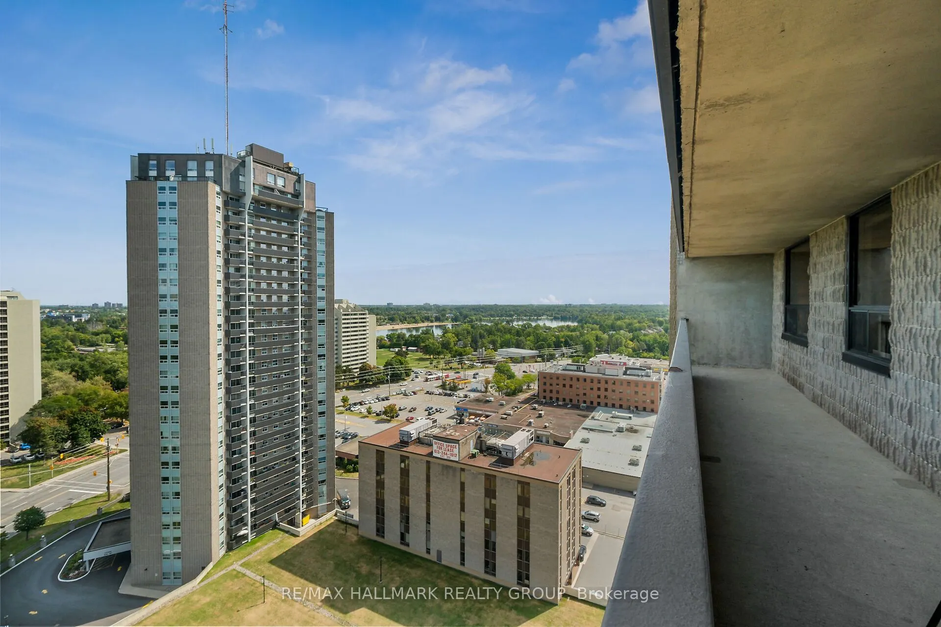 900 Dynes Road, #1904