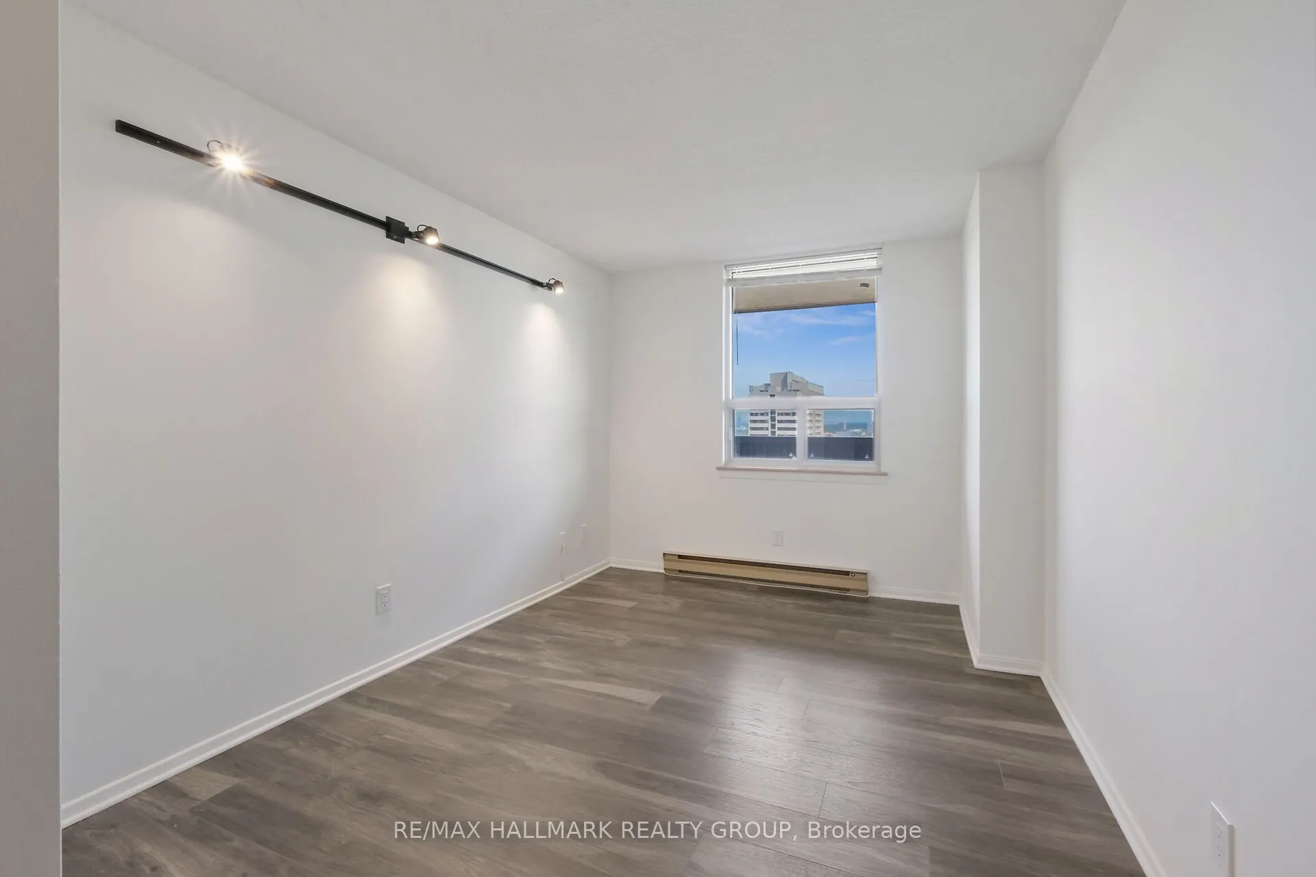 900 Dynes Road, #1904