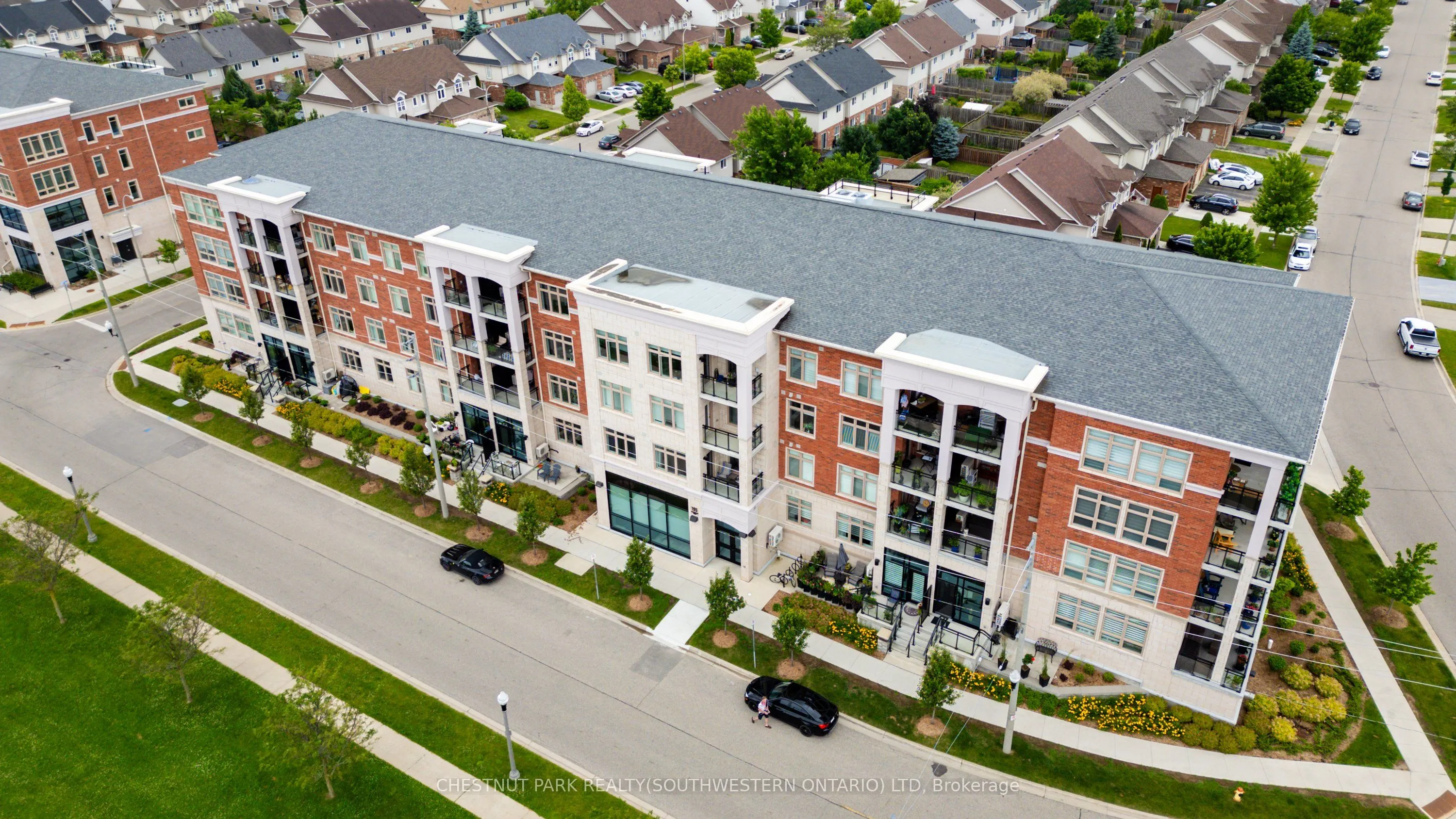 195 Commonwealth Street, #213