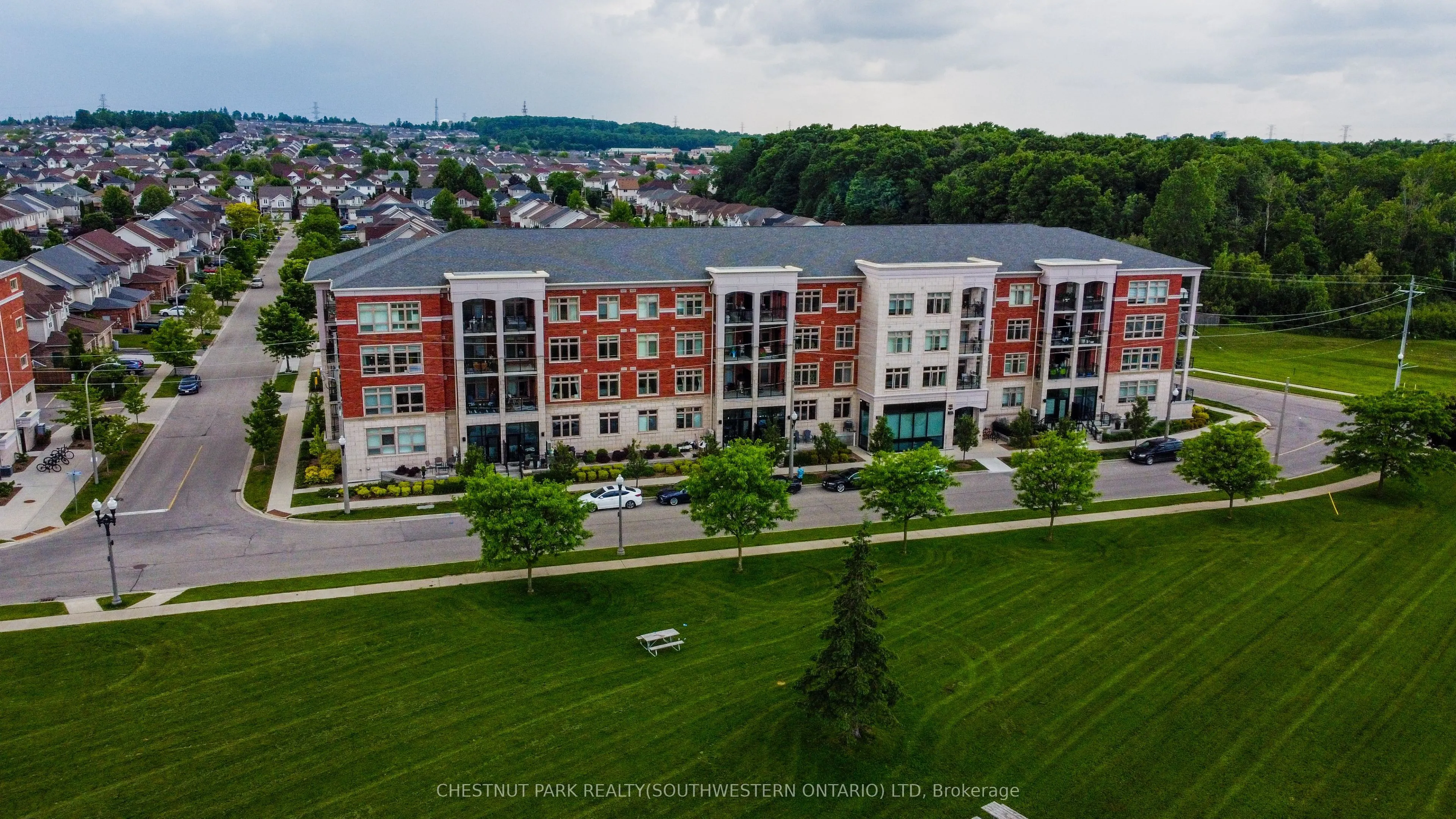 195 Commonwealth Street, #213
