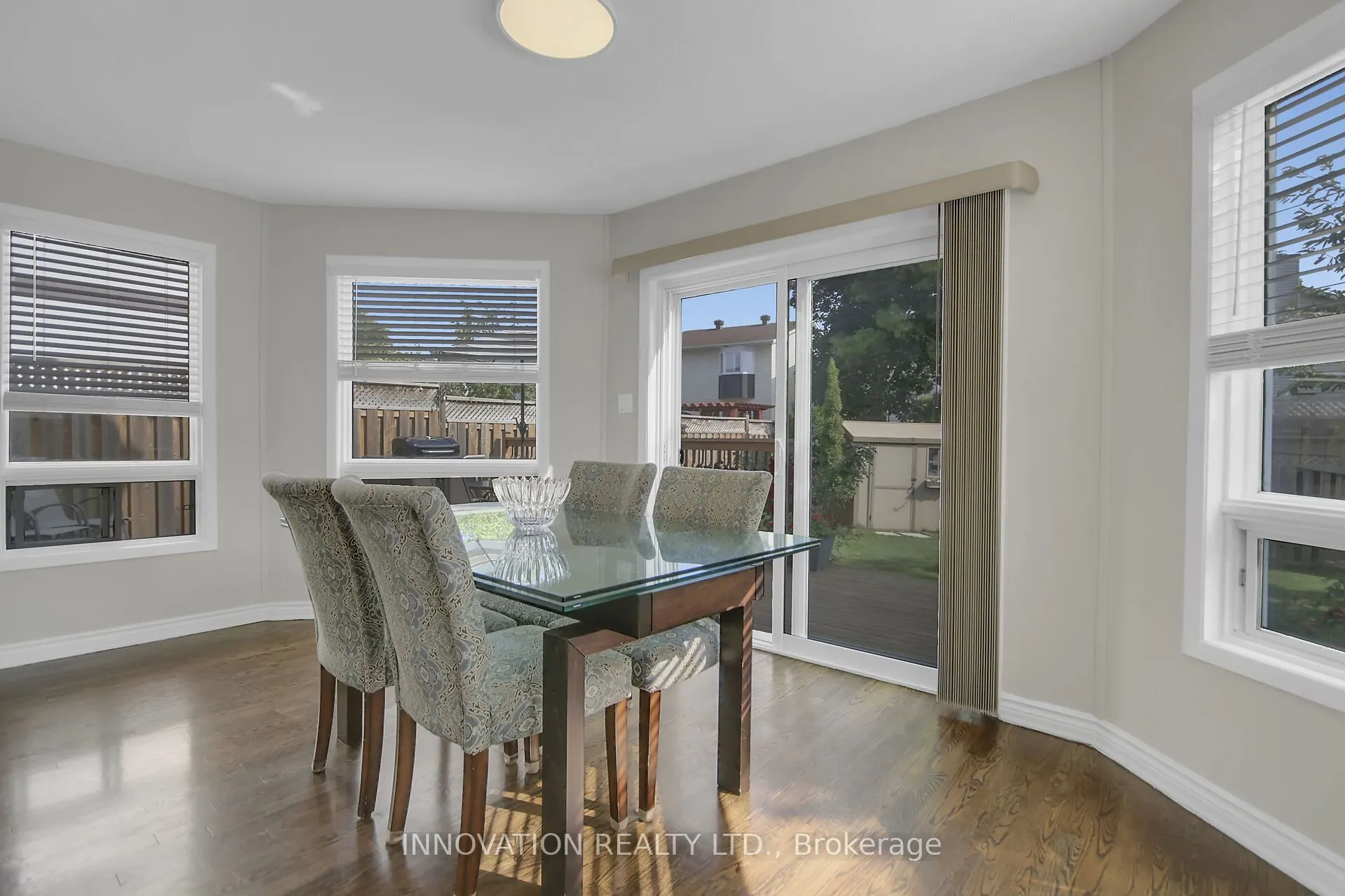 76 Chickasaw Crescent