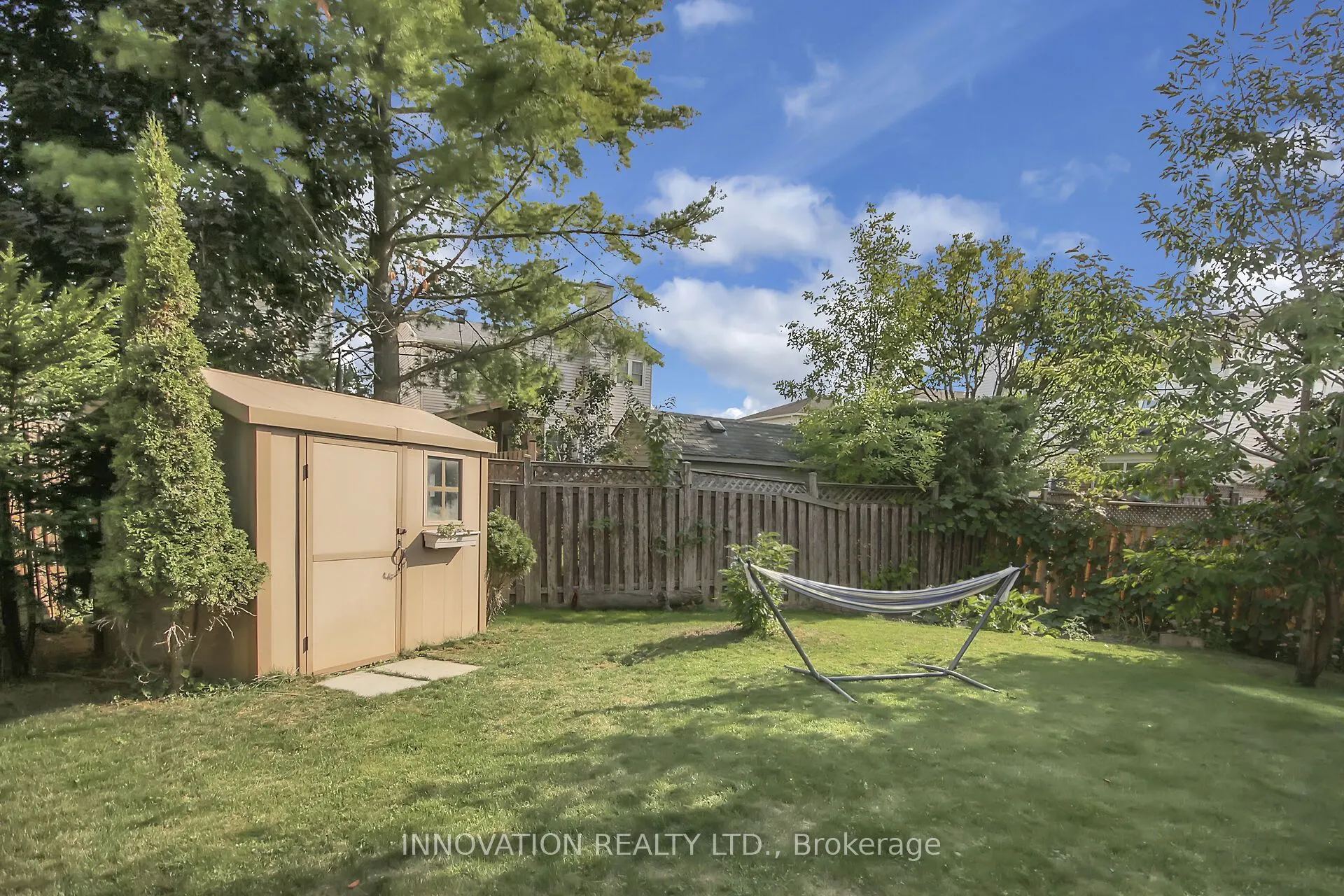 76 Chickasaw Crescent