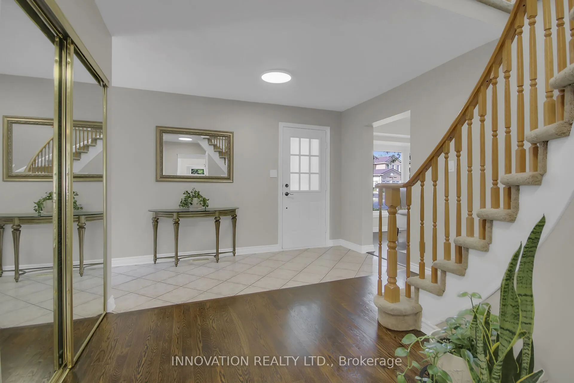 76 Chickasaw Crescent