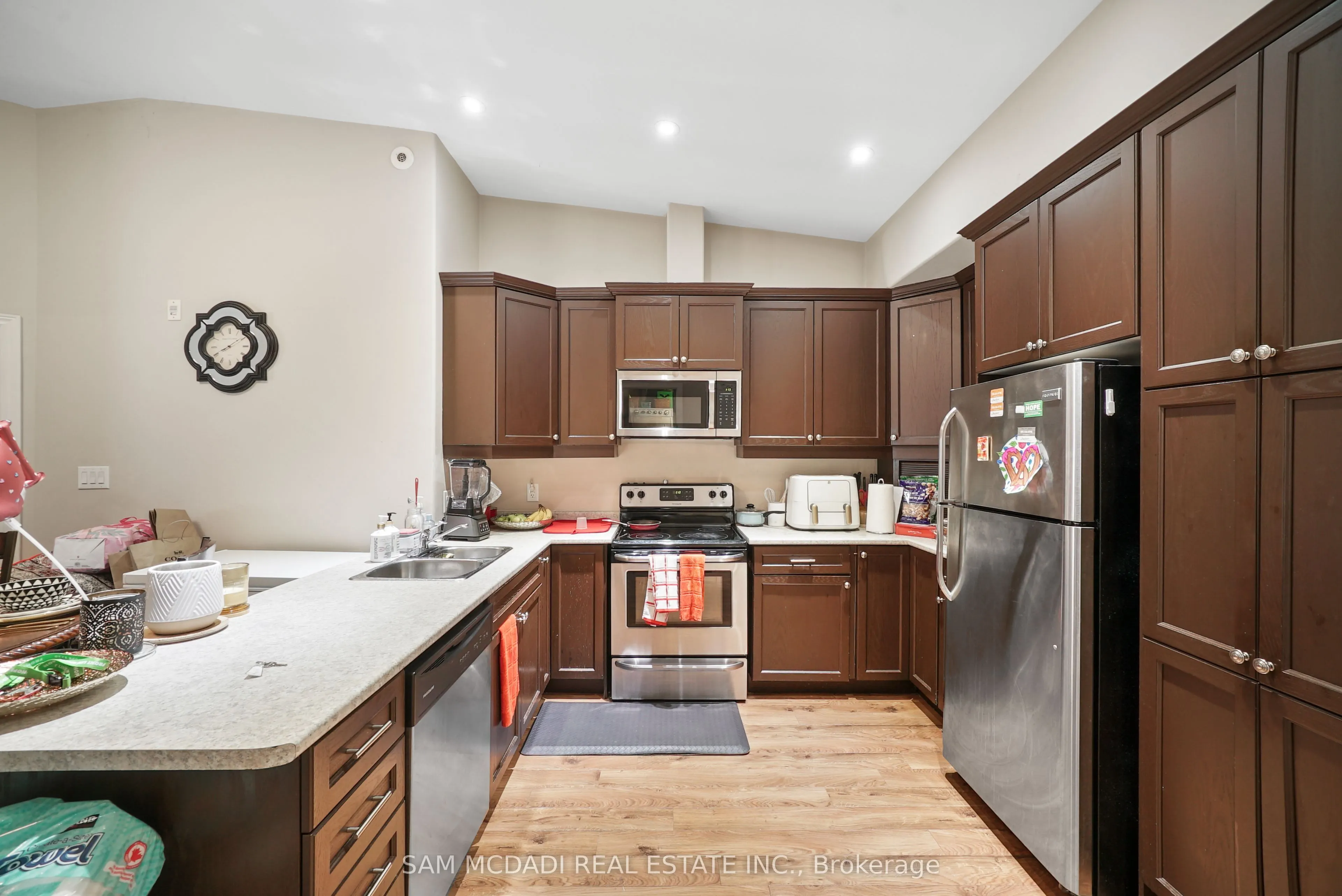 6928 Ailanthus Avenue, #303