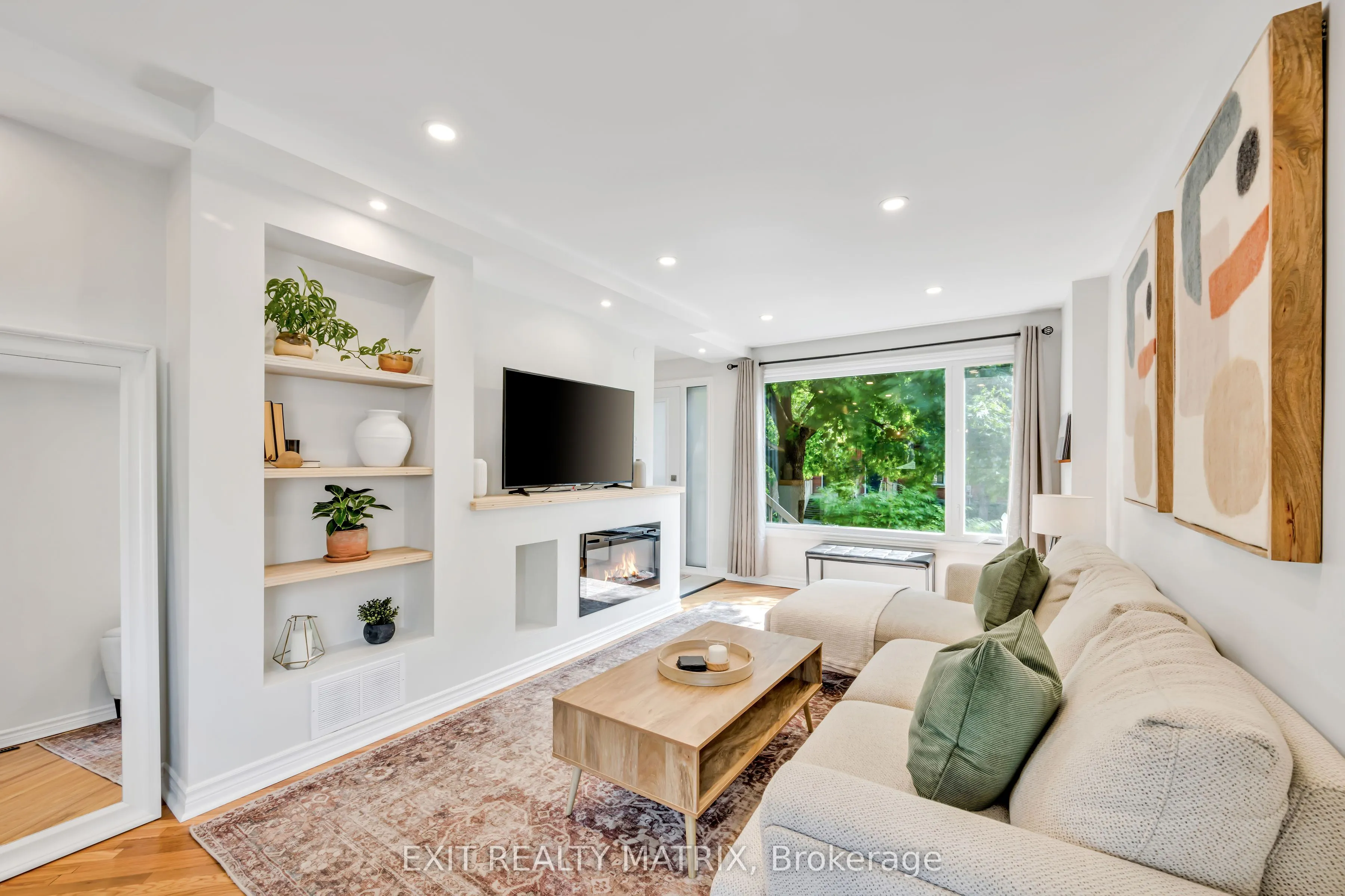 177 Hawthorne Avenue