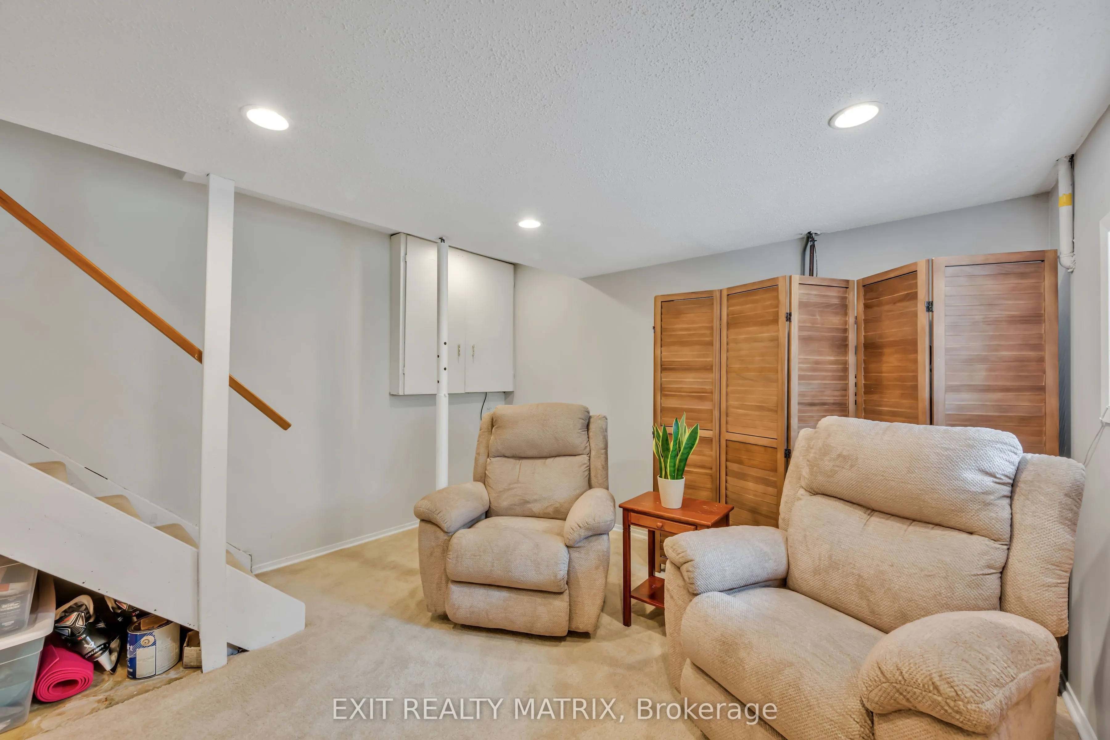 177 Hawthorne Avenue