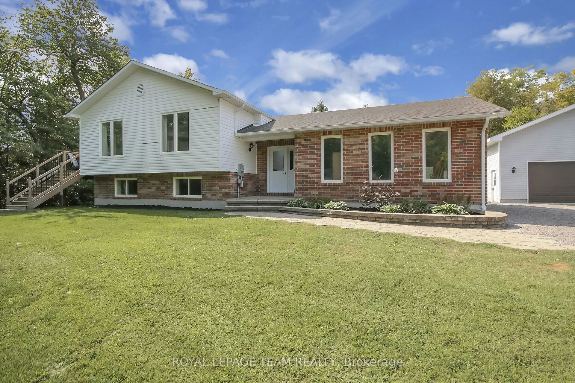 123 Dewar Side Road