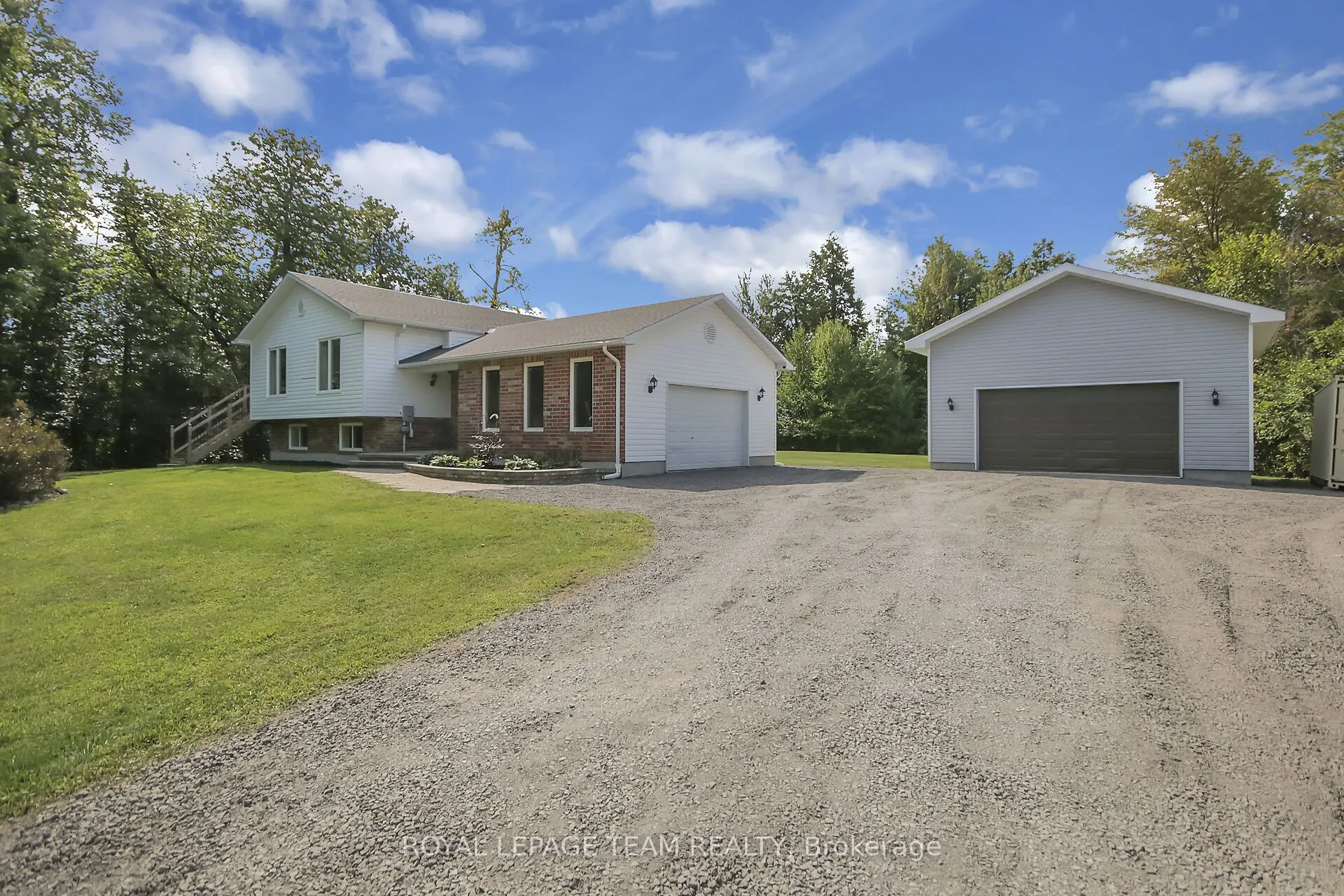 123 Dewar Side Road