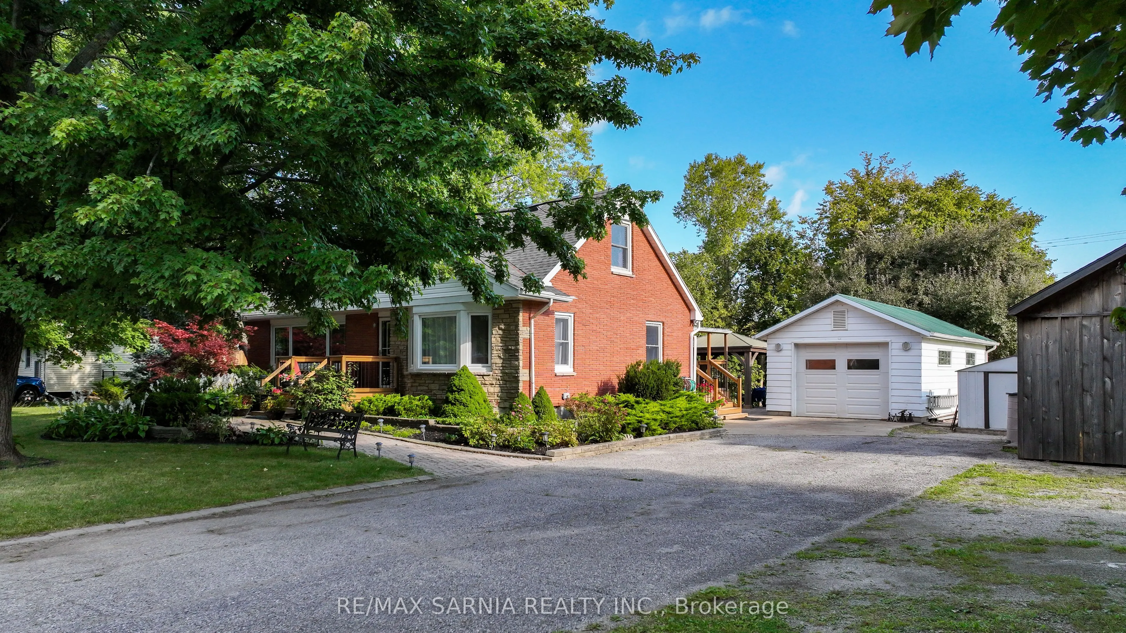 3488 Egremont Road