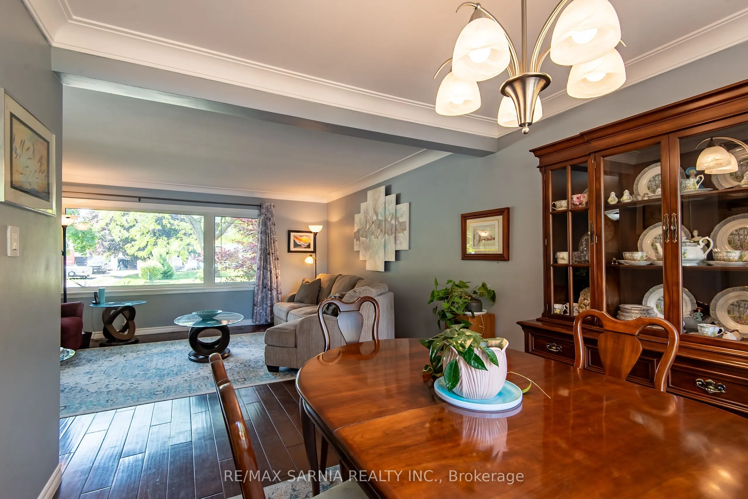 3488 Egremont Road
