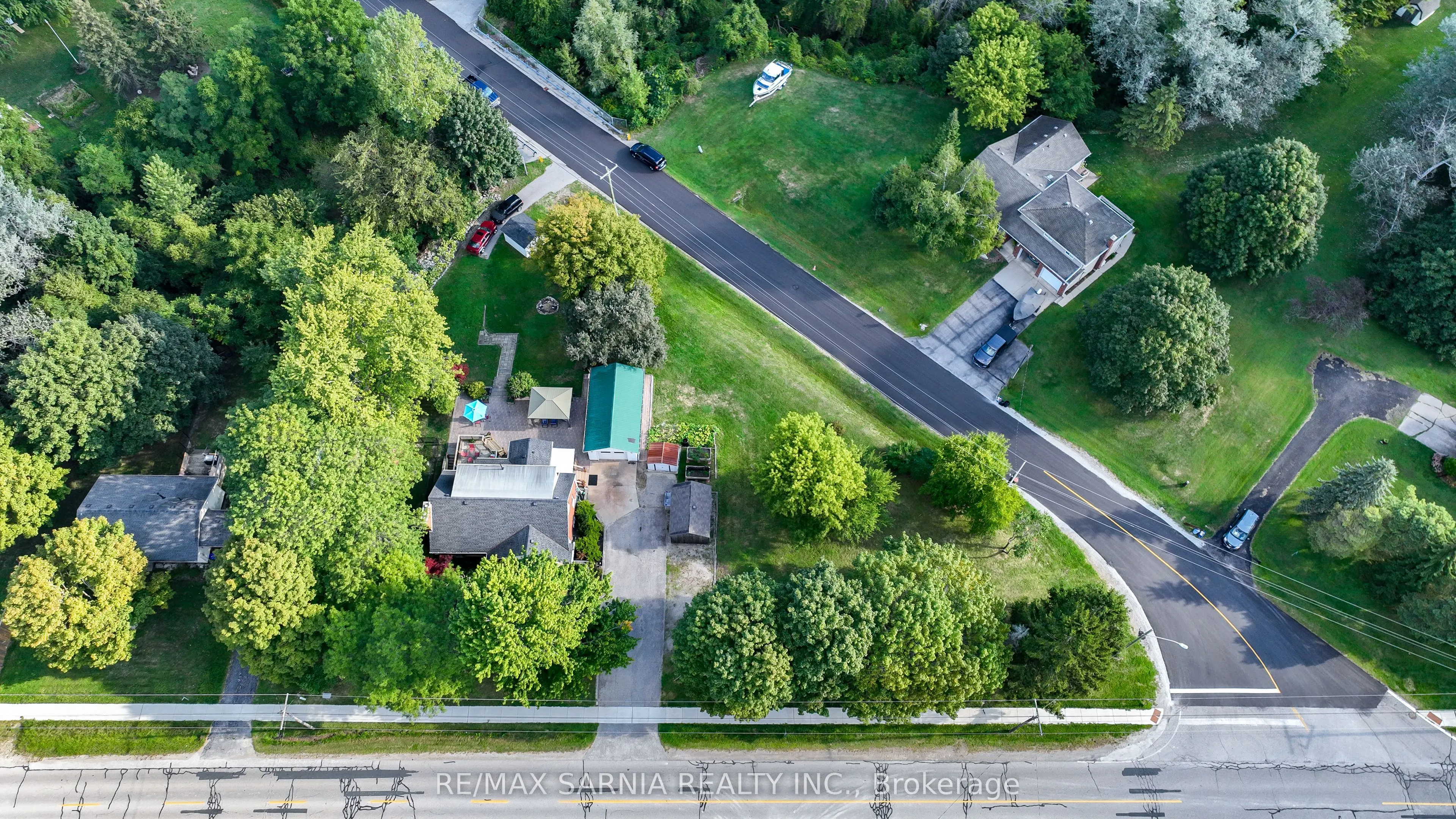 3488 Egremont Road