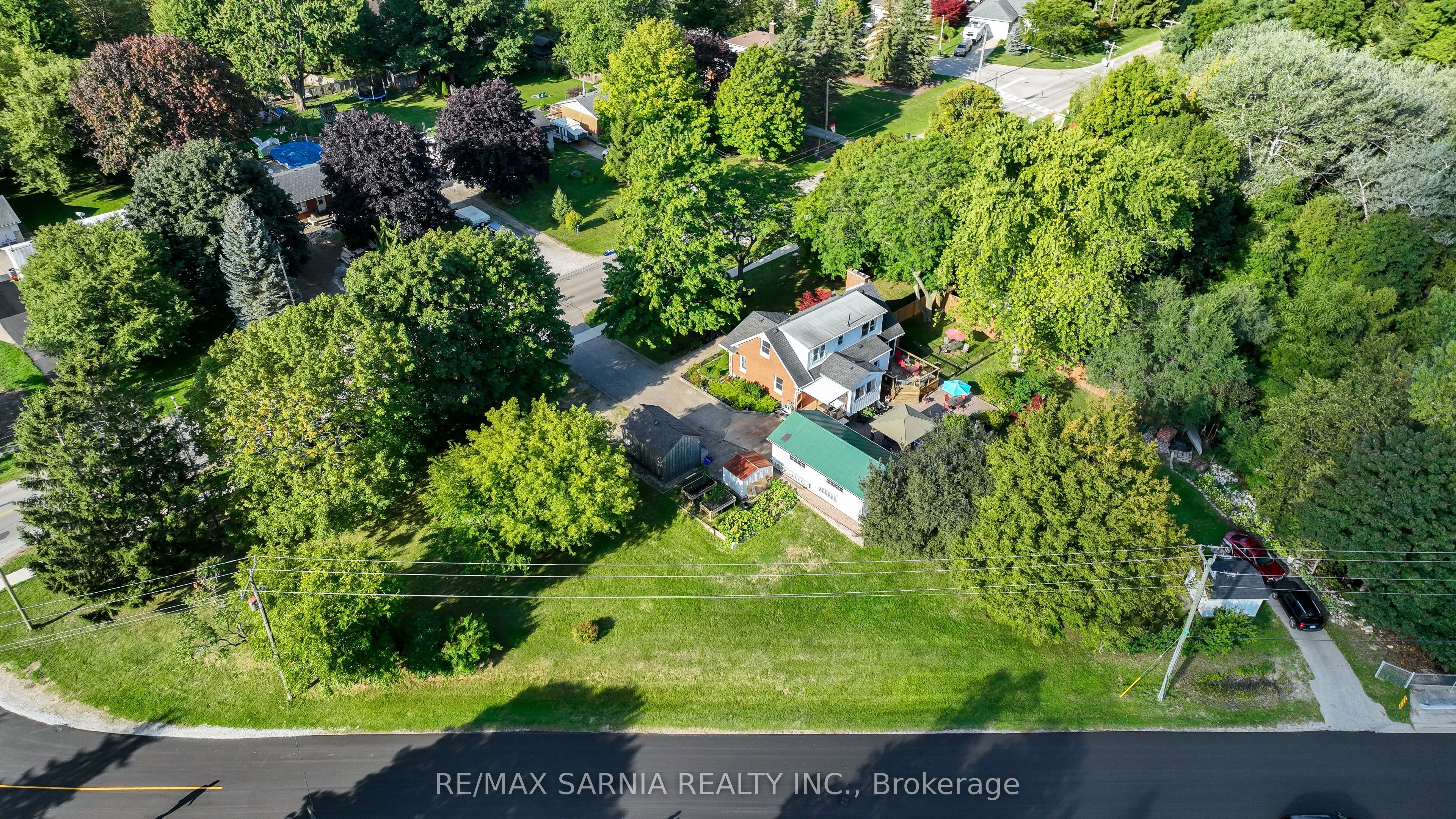 3488 Egremont Road