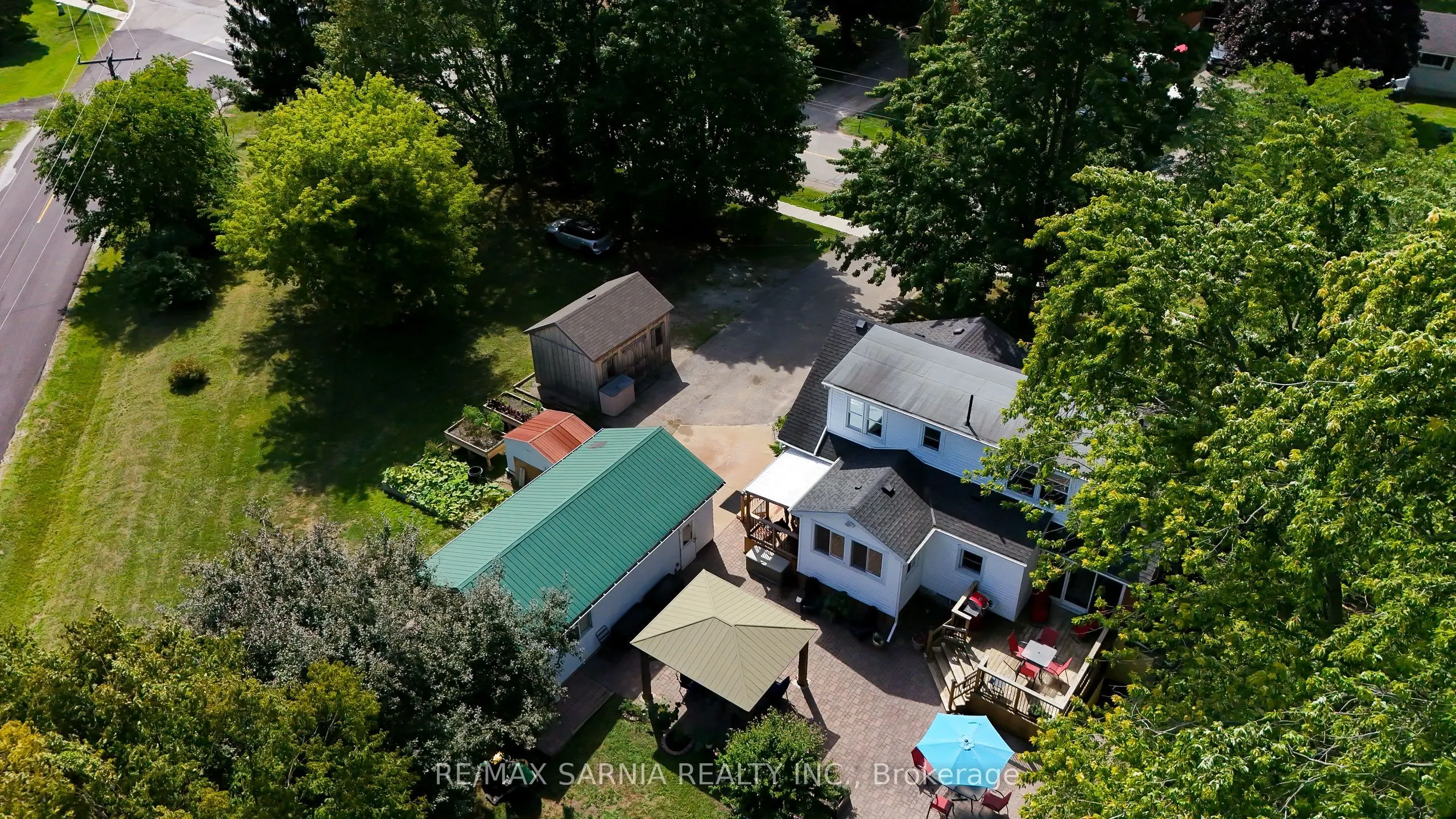 3488 Egremont Road