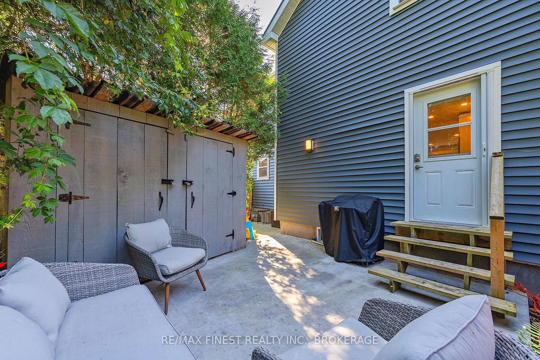 6 Redan Street