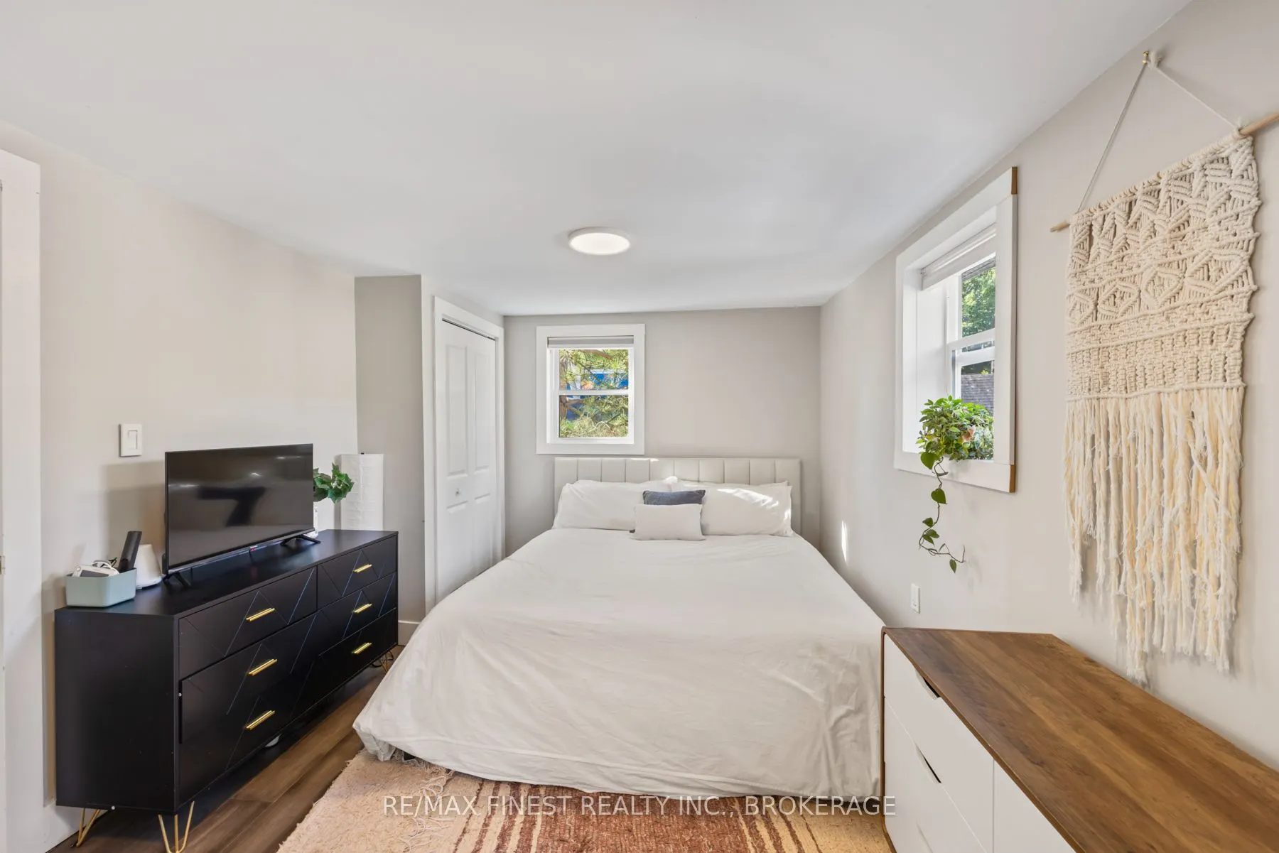 6 Redan Street
