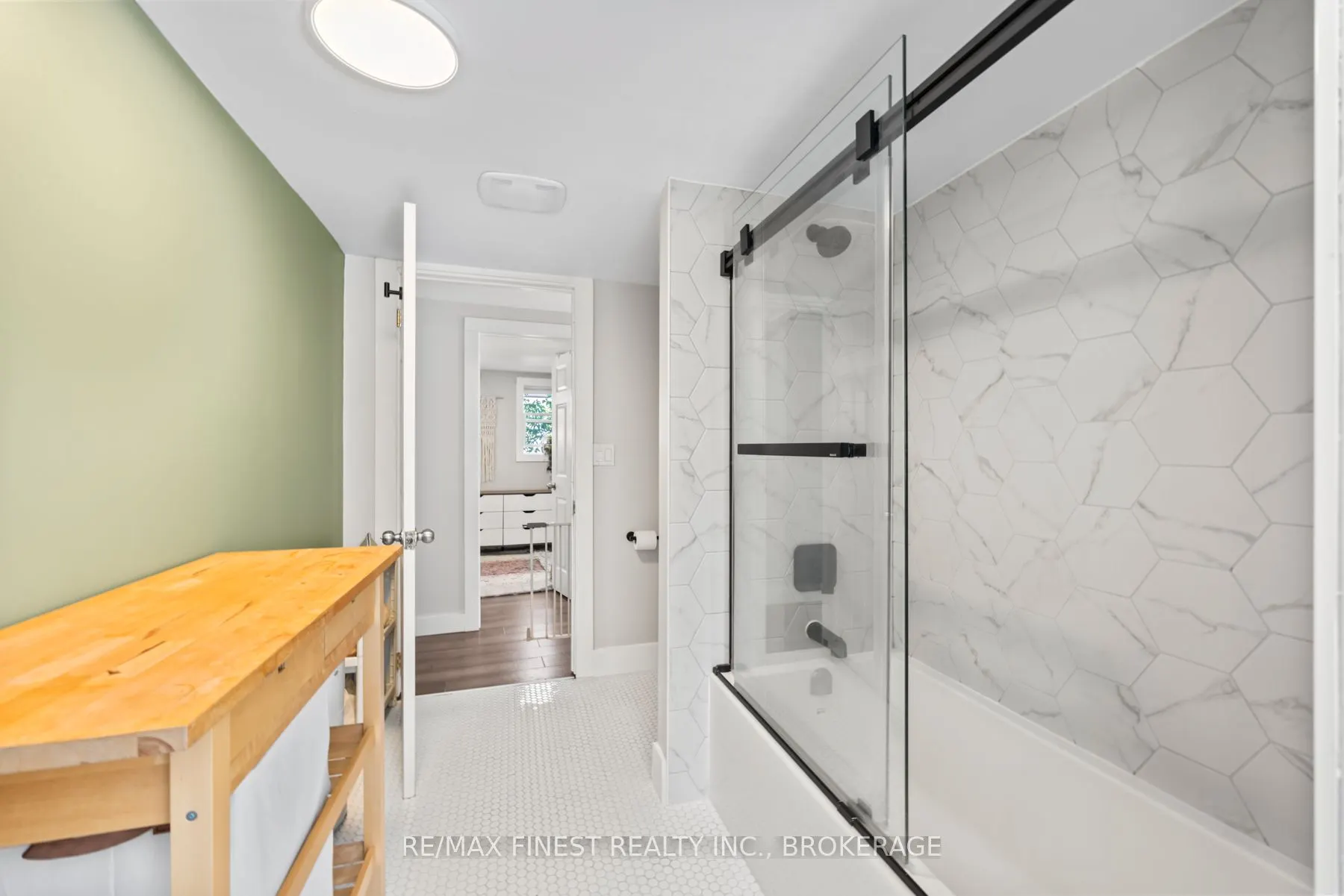 6 Redan Street