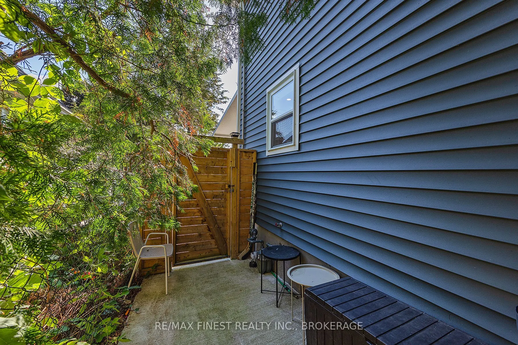 6 Redan Street