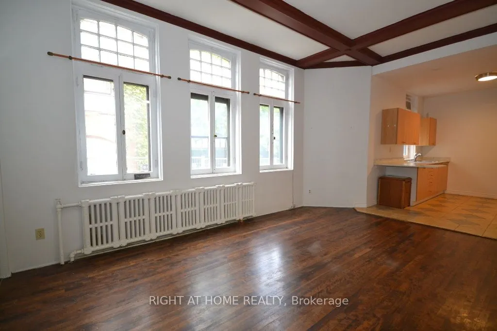 17 Marlborough Avenue, #101