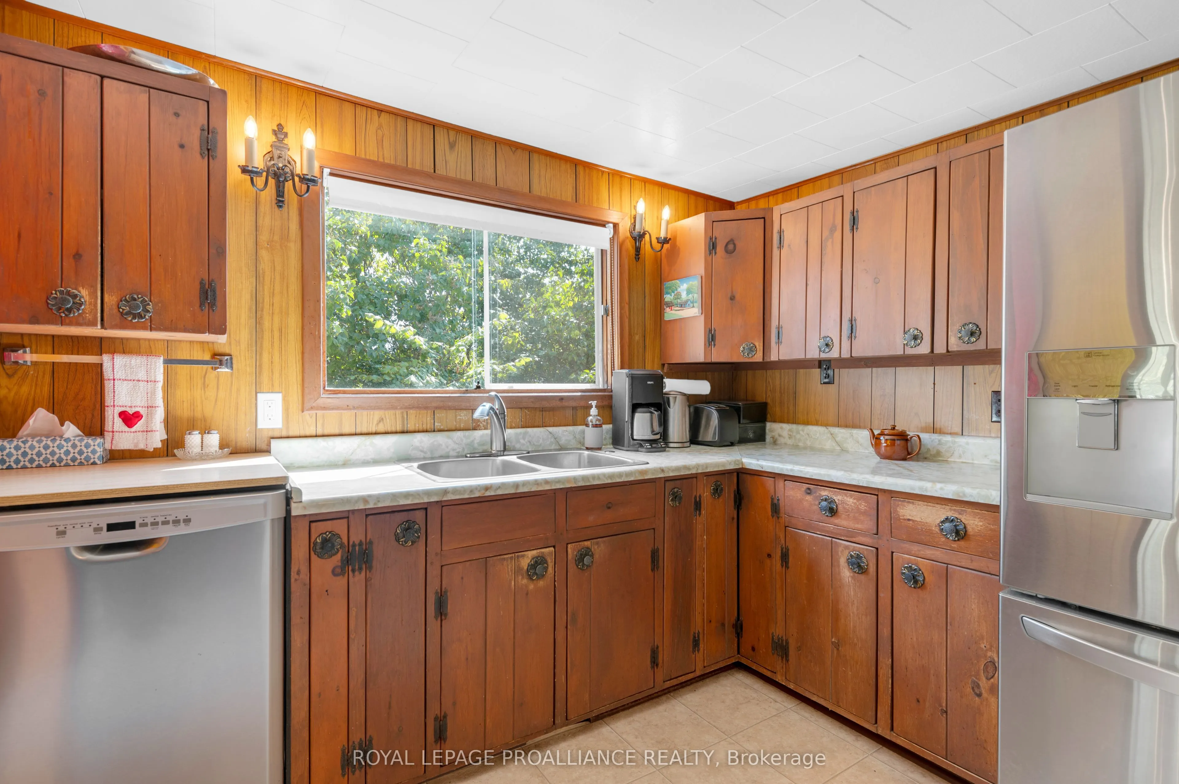 77 Bayshore Road