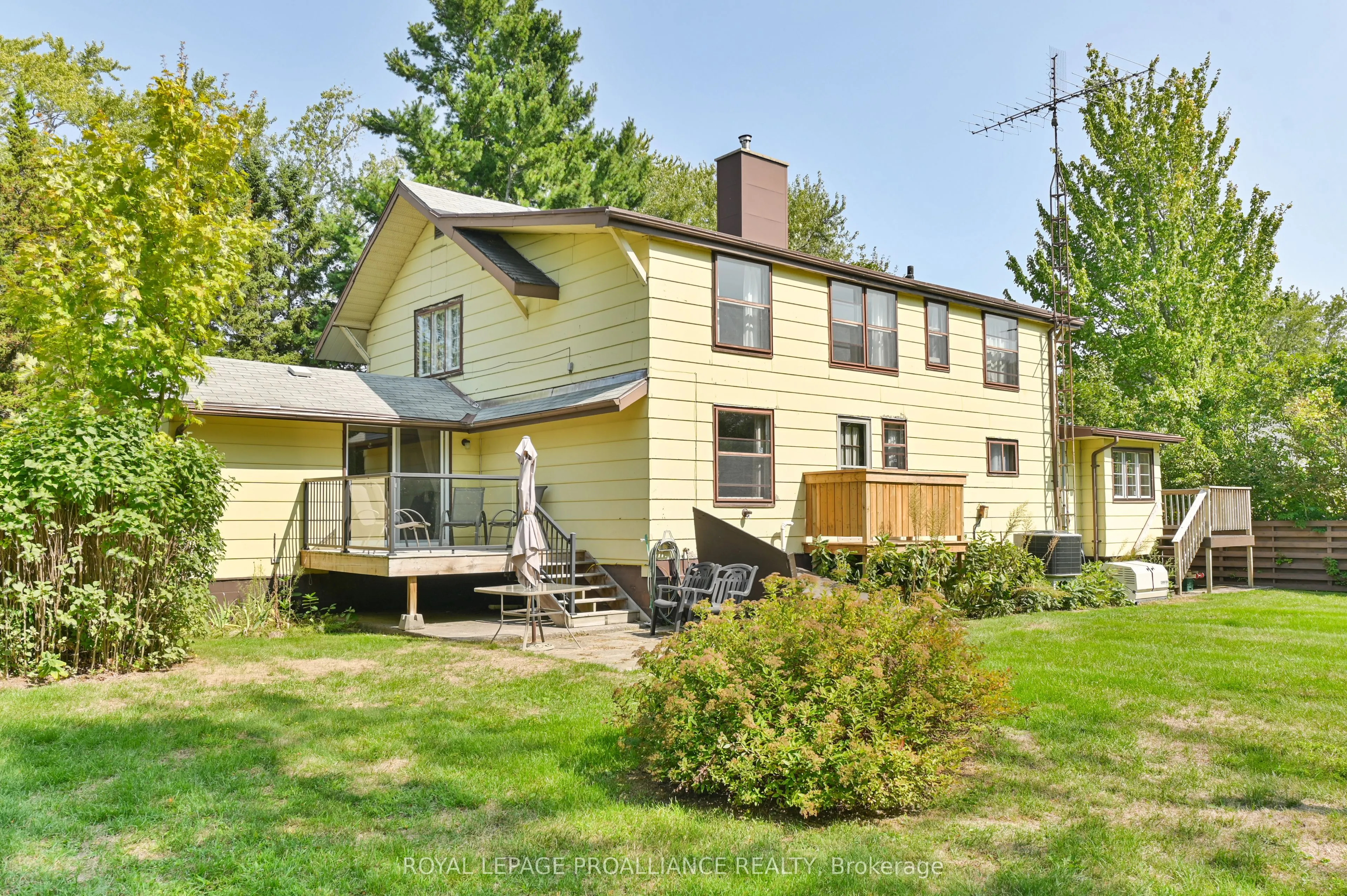 77 Bayshore Road