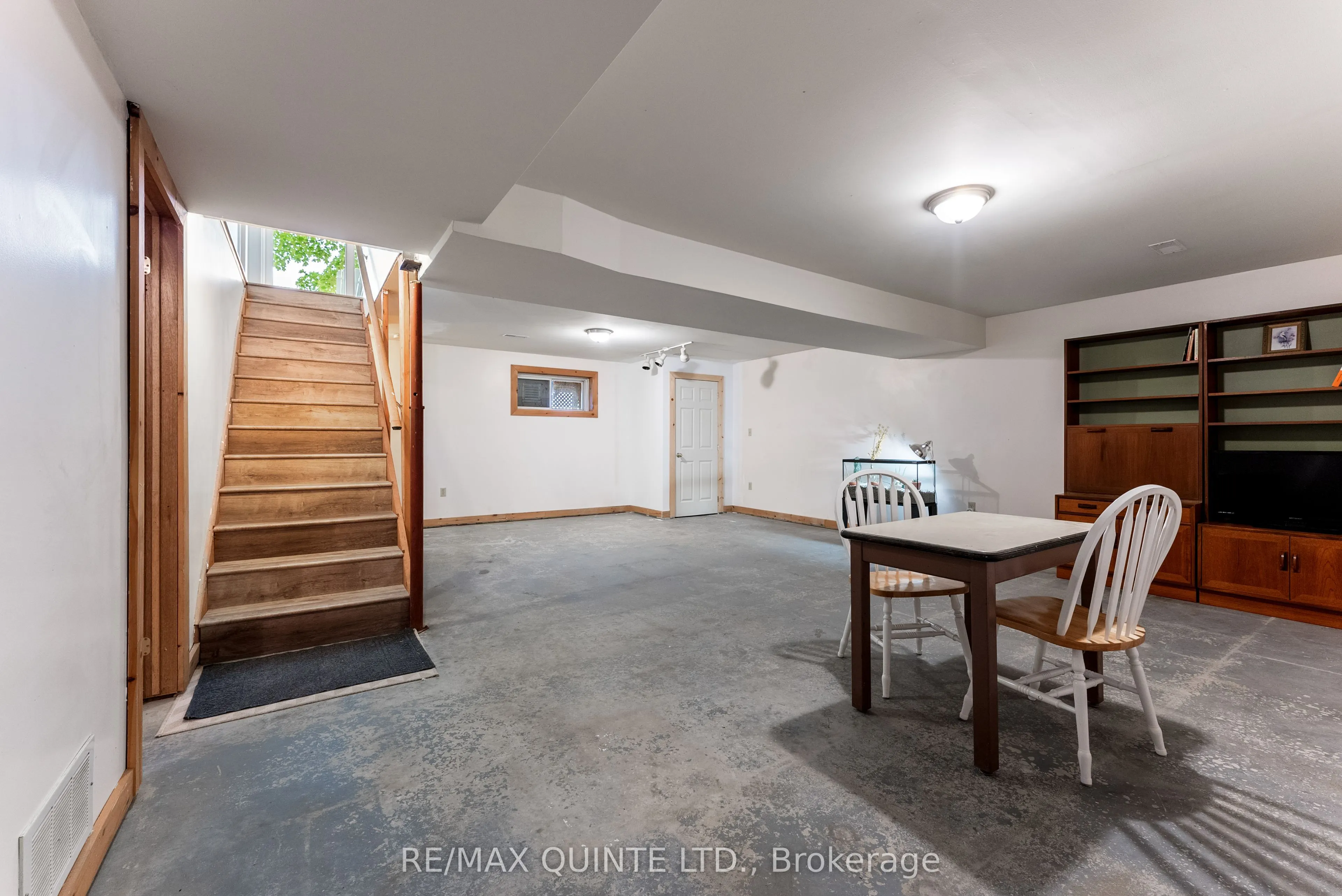 89 Curry Lane