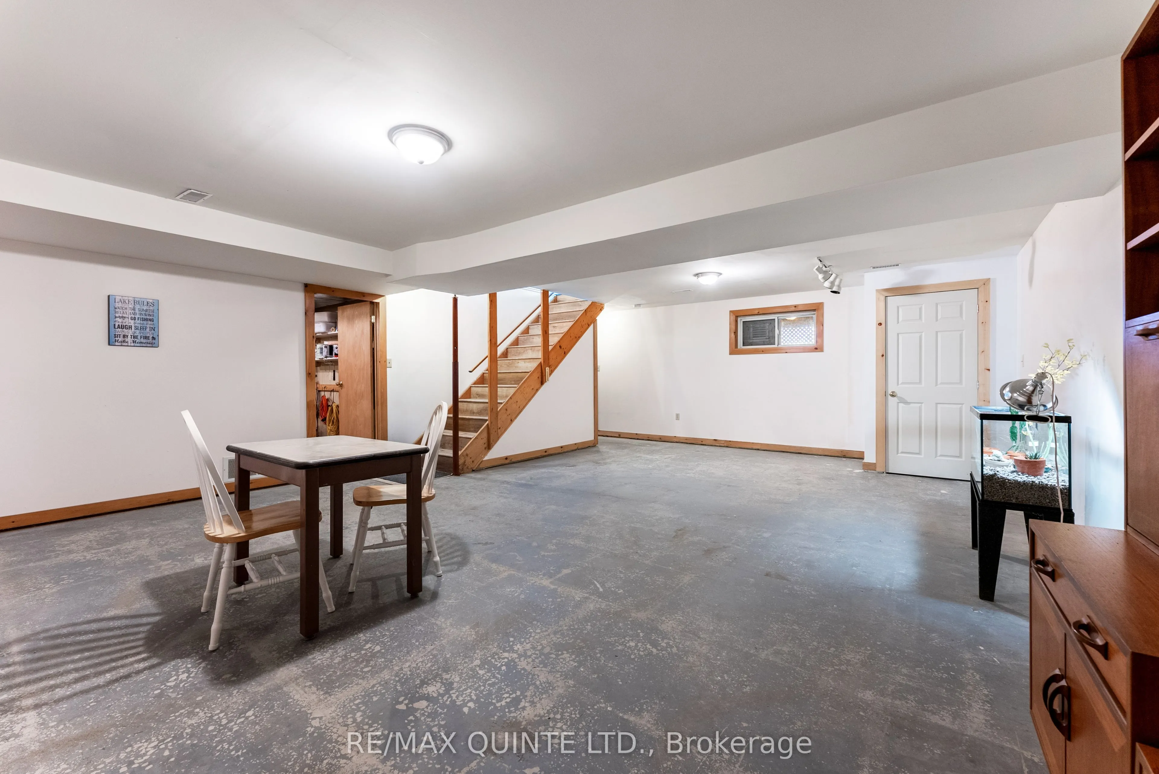 89 Curry Lane