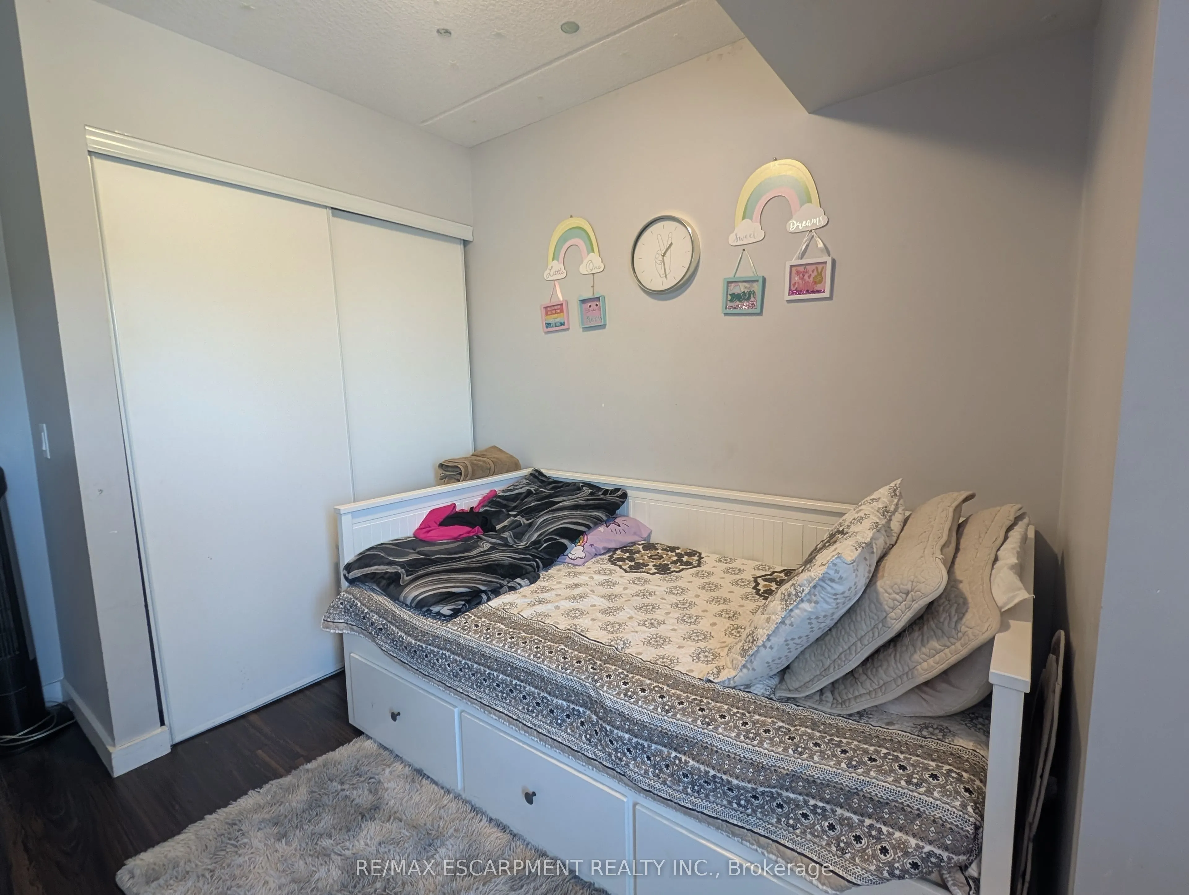 25 Kay Crescent, #207