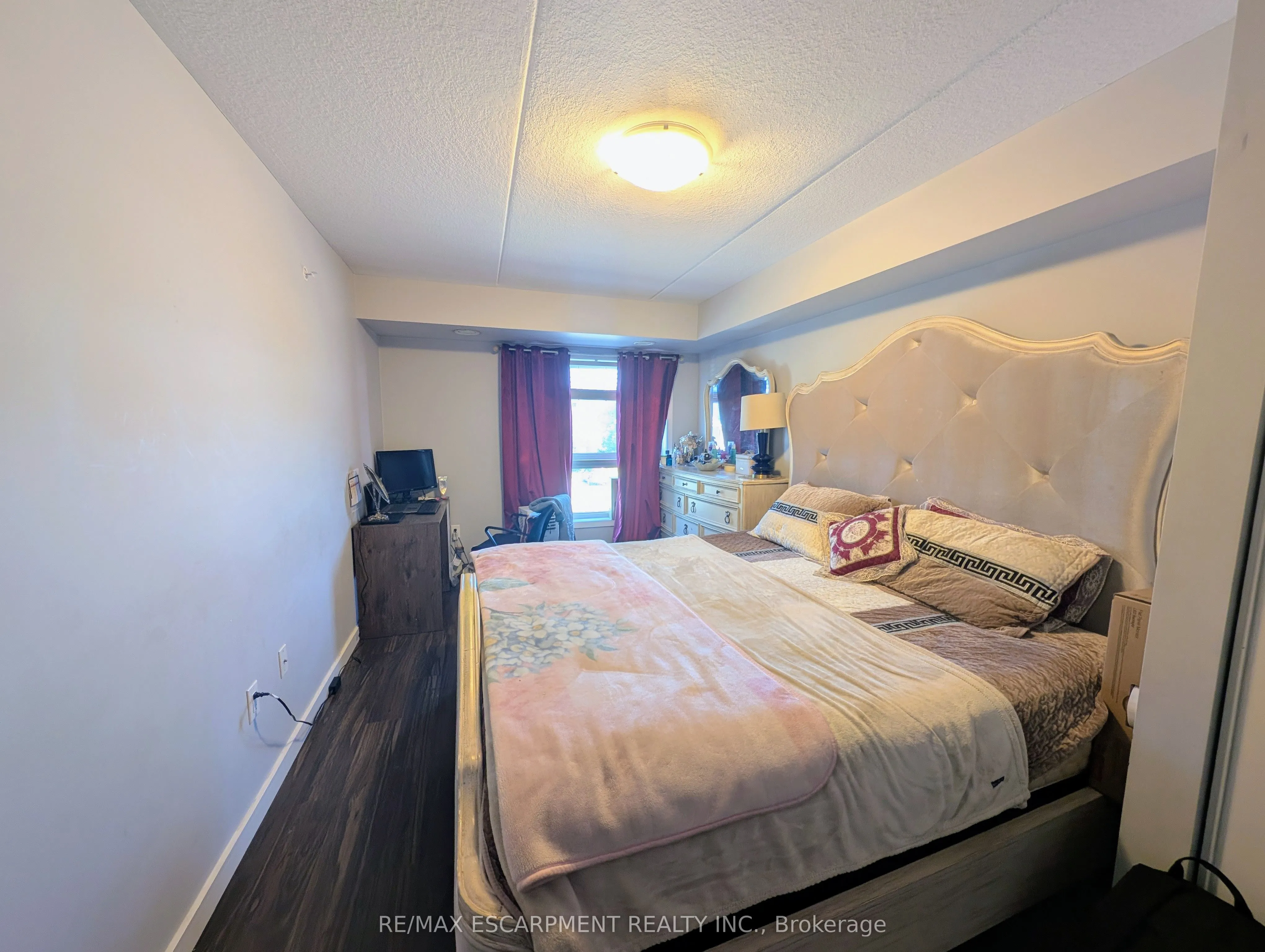 25 Kay Crescent, #207