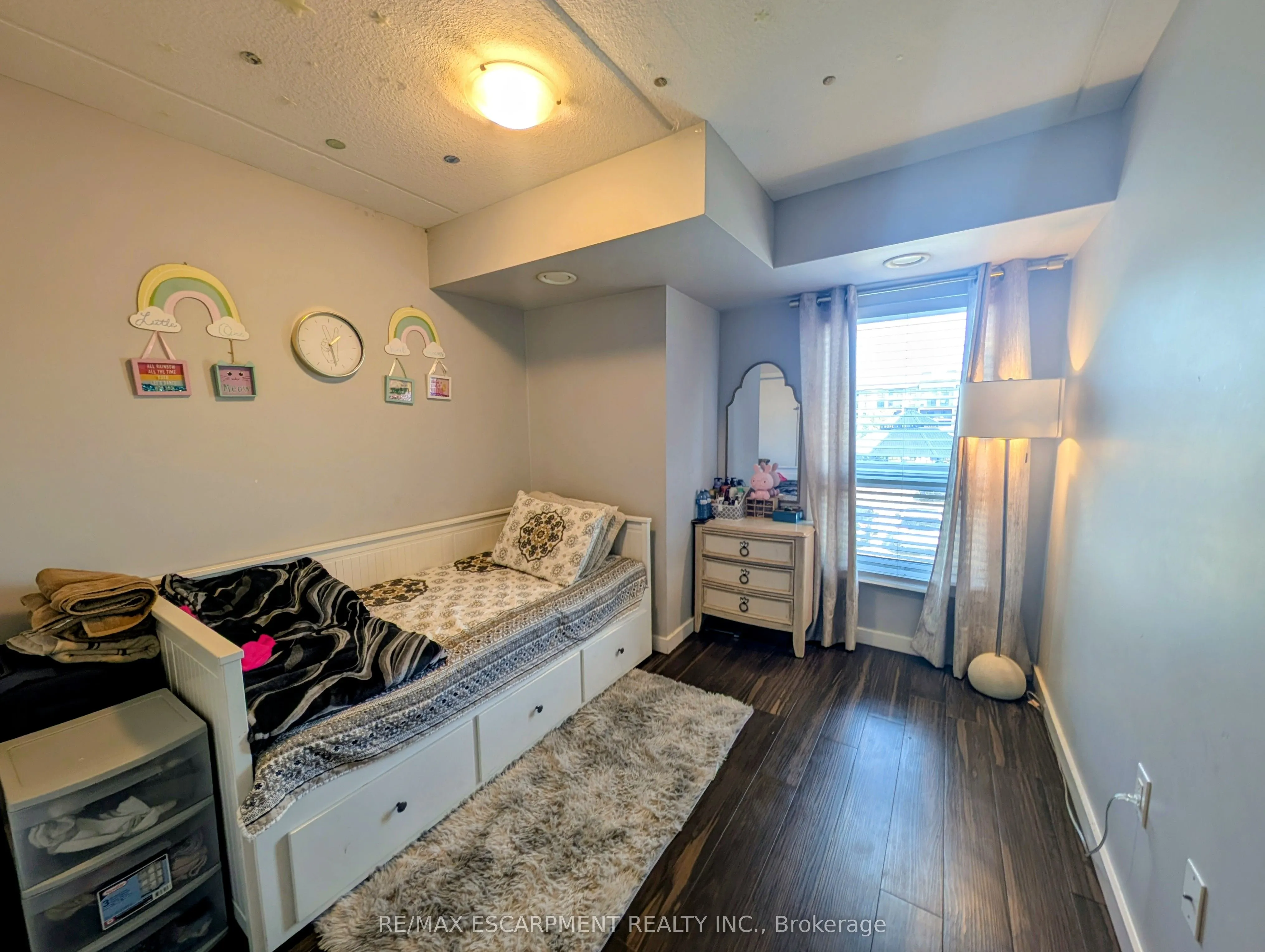 25 Kay Crescent, #207