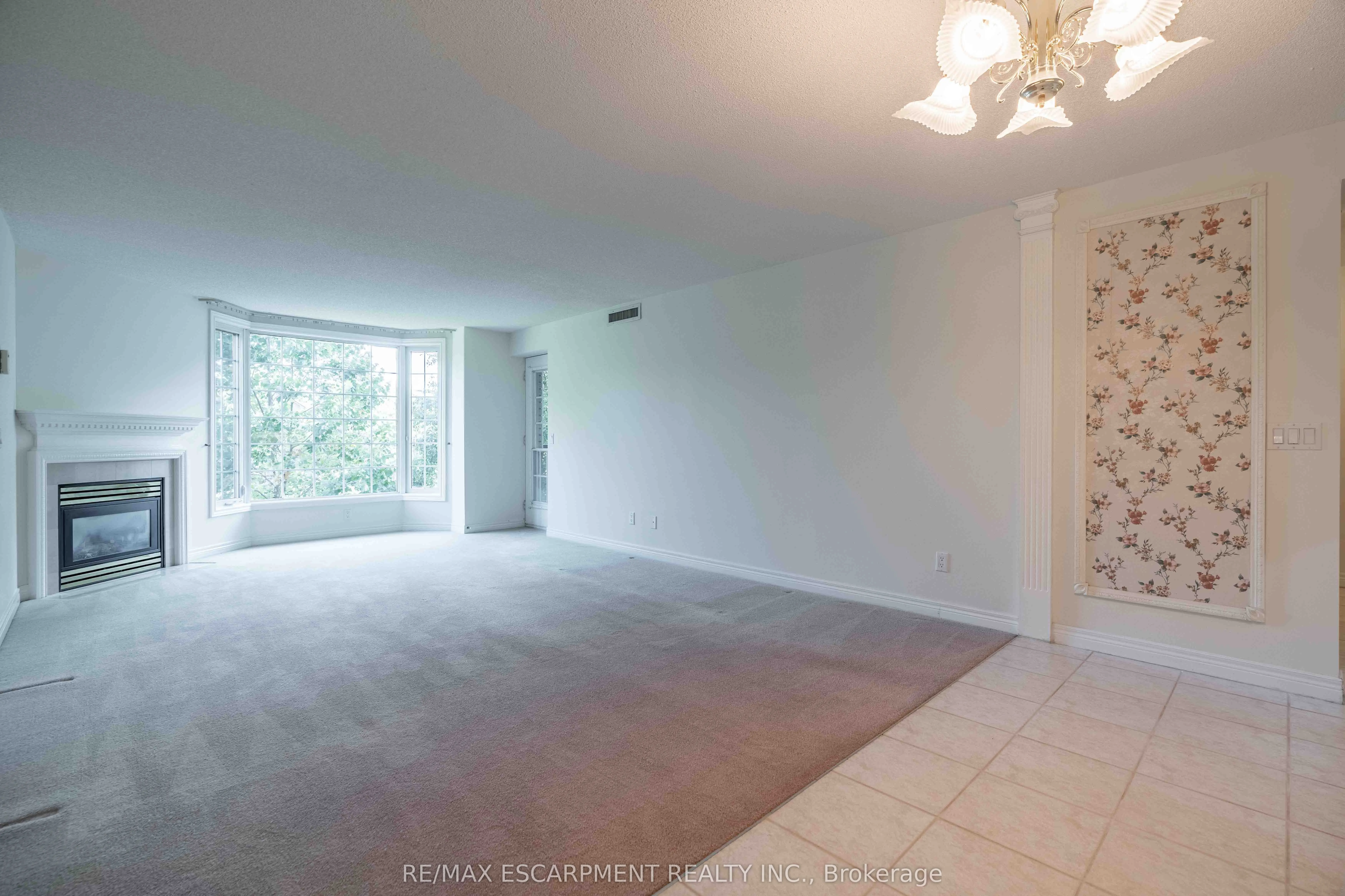 980 Golf Links Road, #207