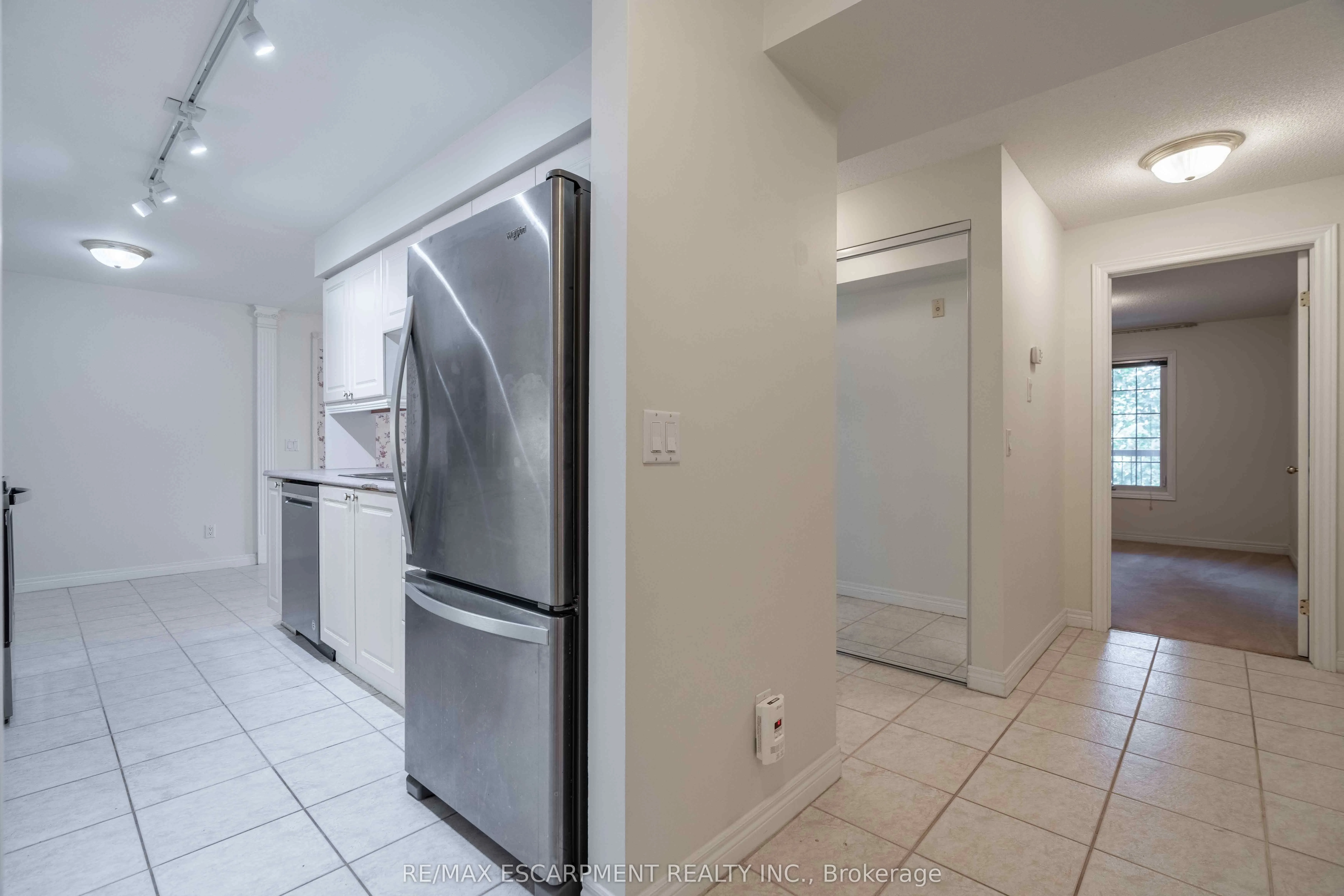 980 Golf Links Road, #207
