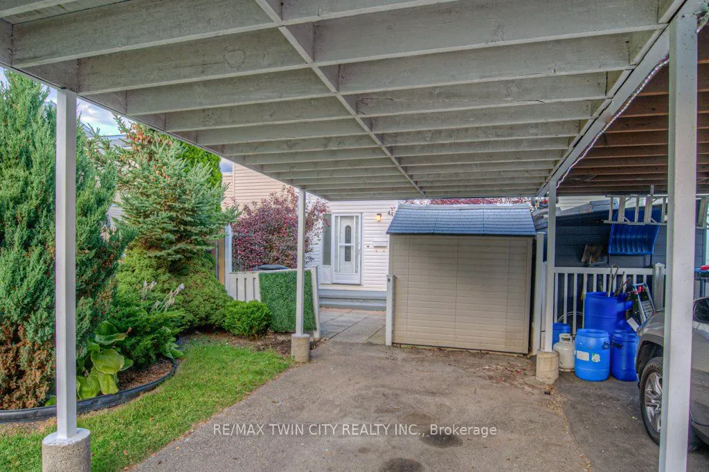 44 Frobisher Court
