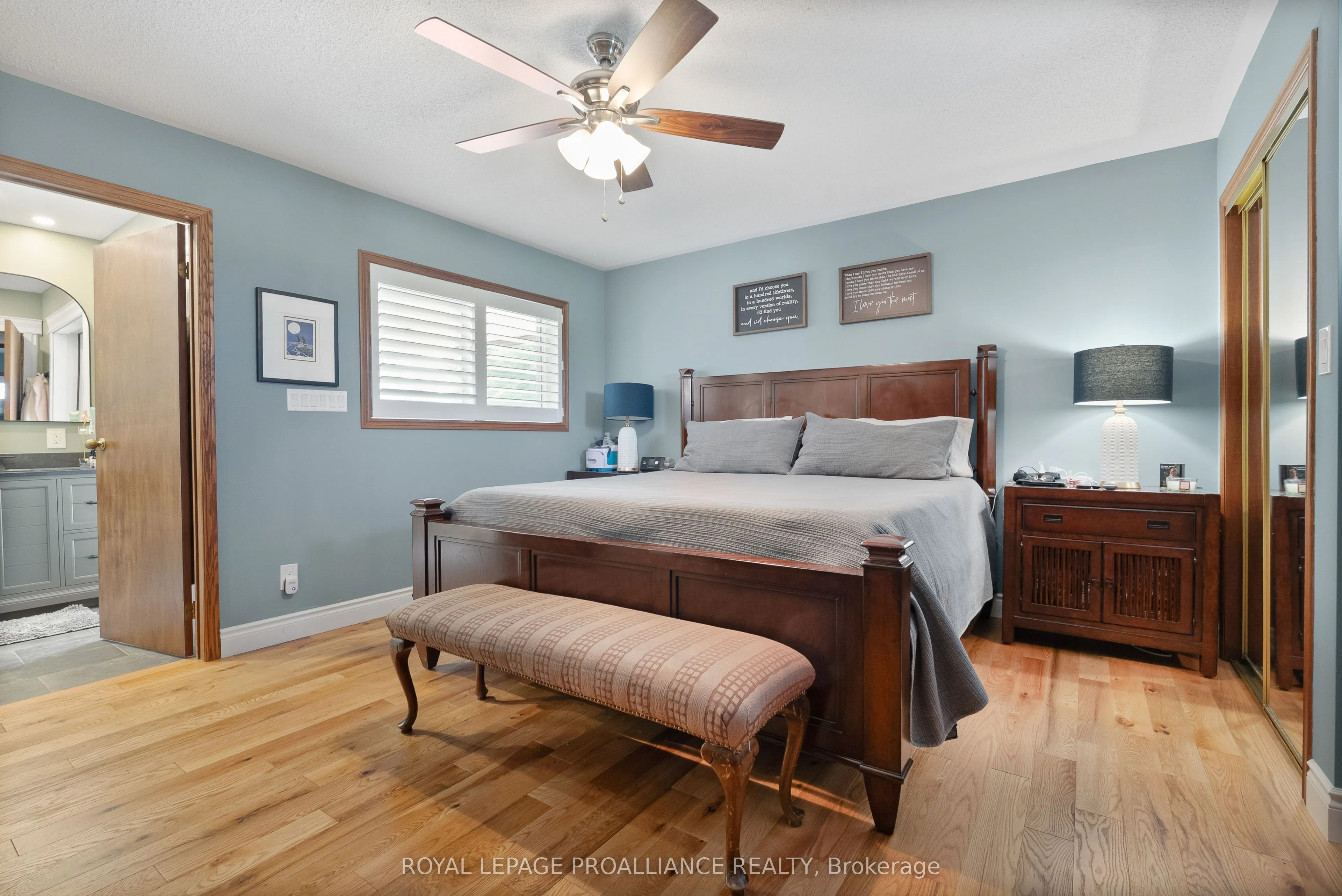288 Edward Street W
