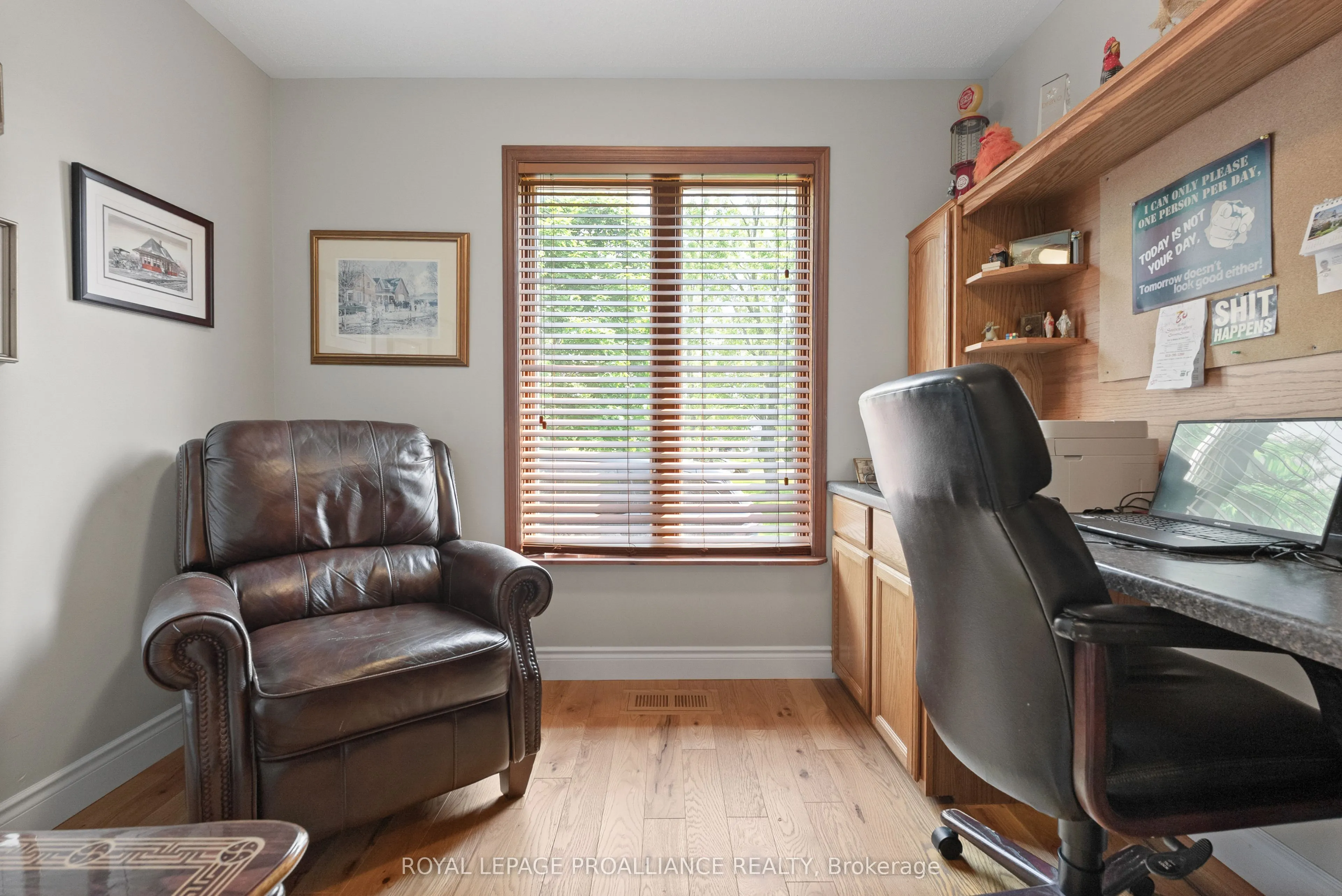 288 Edward Street W