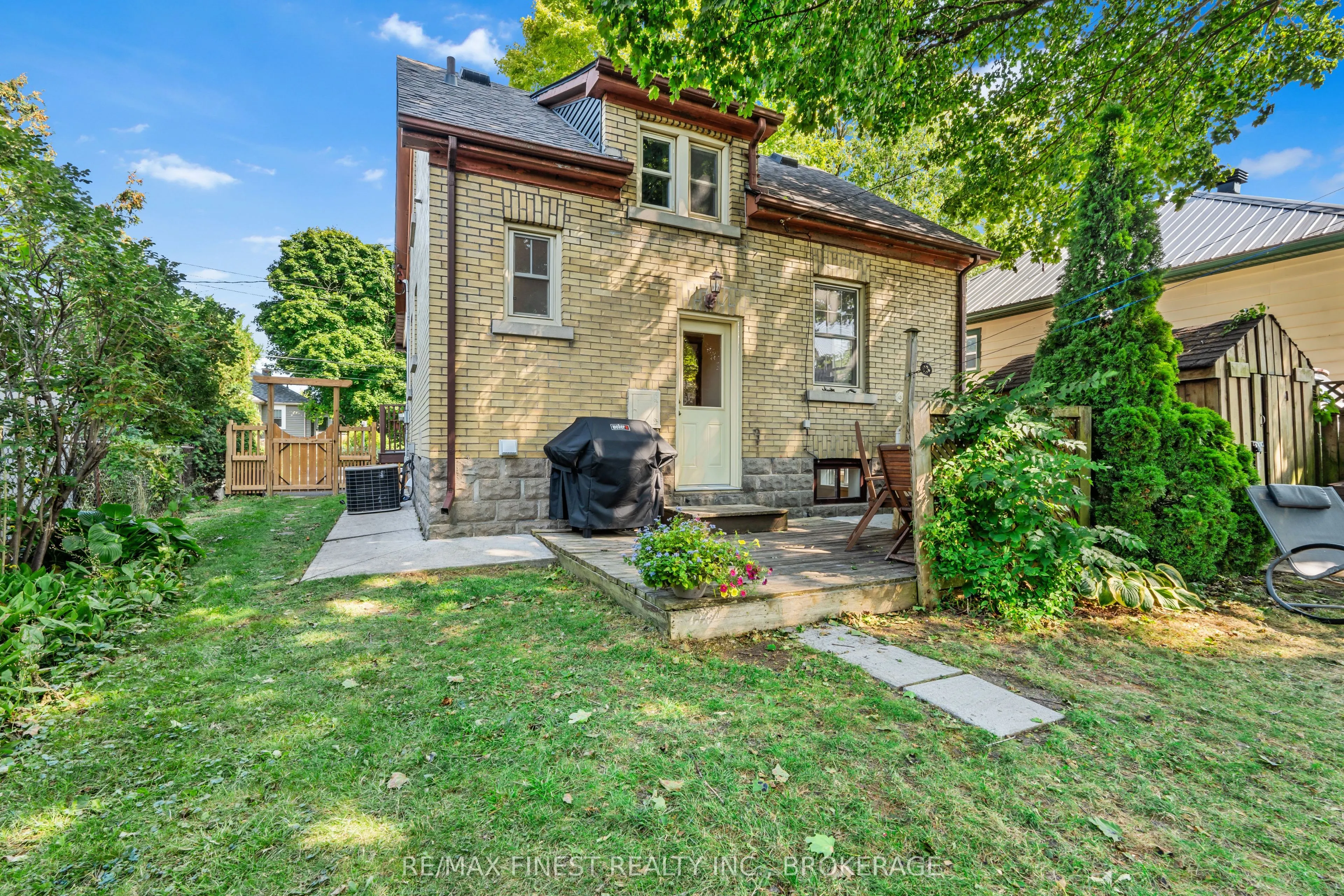 14 Graham Avenue