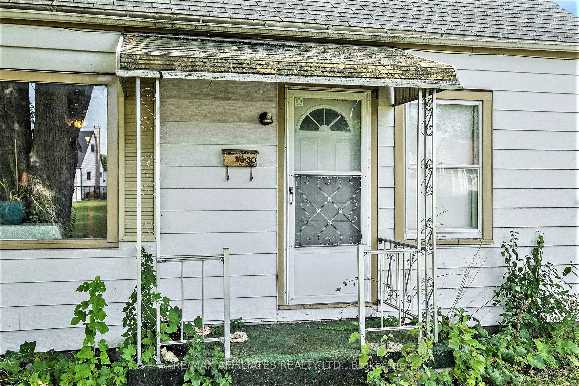 30 Roosevelt Drive