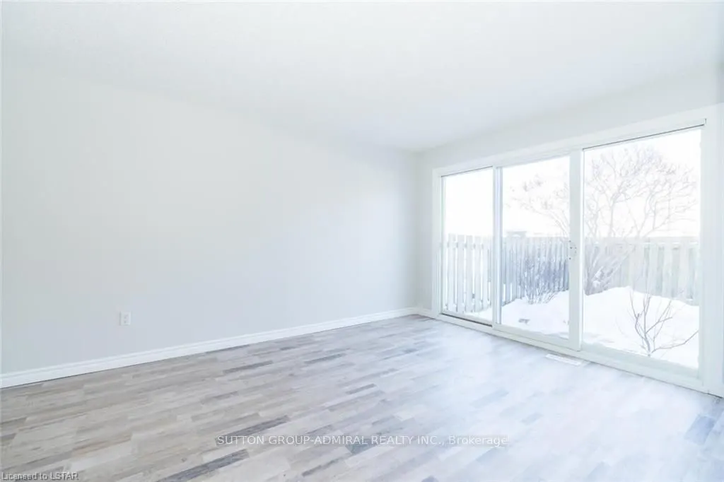 500 Osgoode Drive, #102