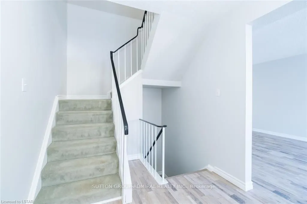 500 Osgoode Drive, #102