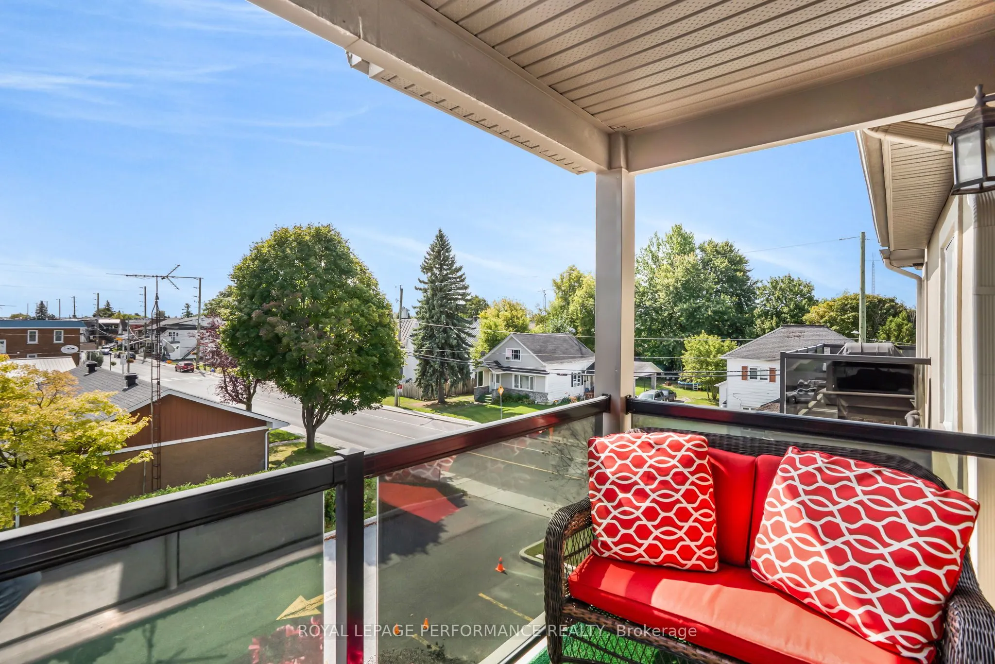770 Principale Street, #301