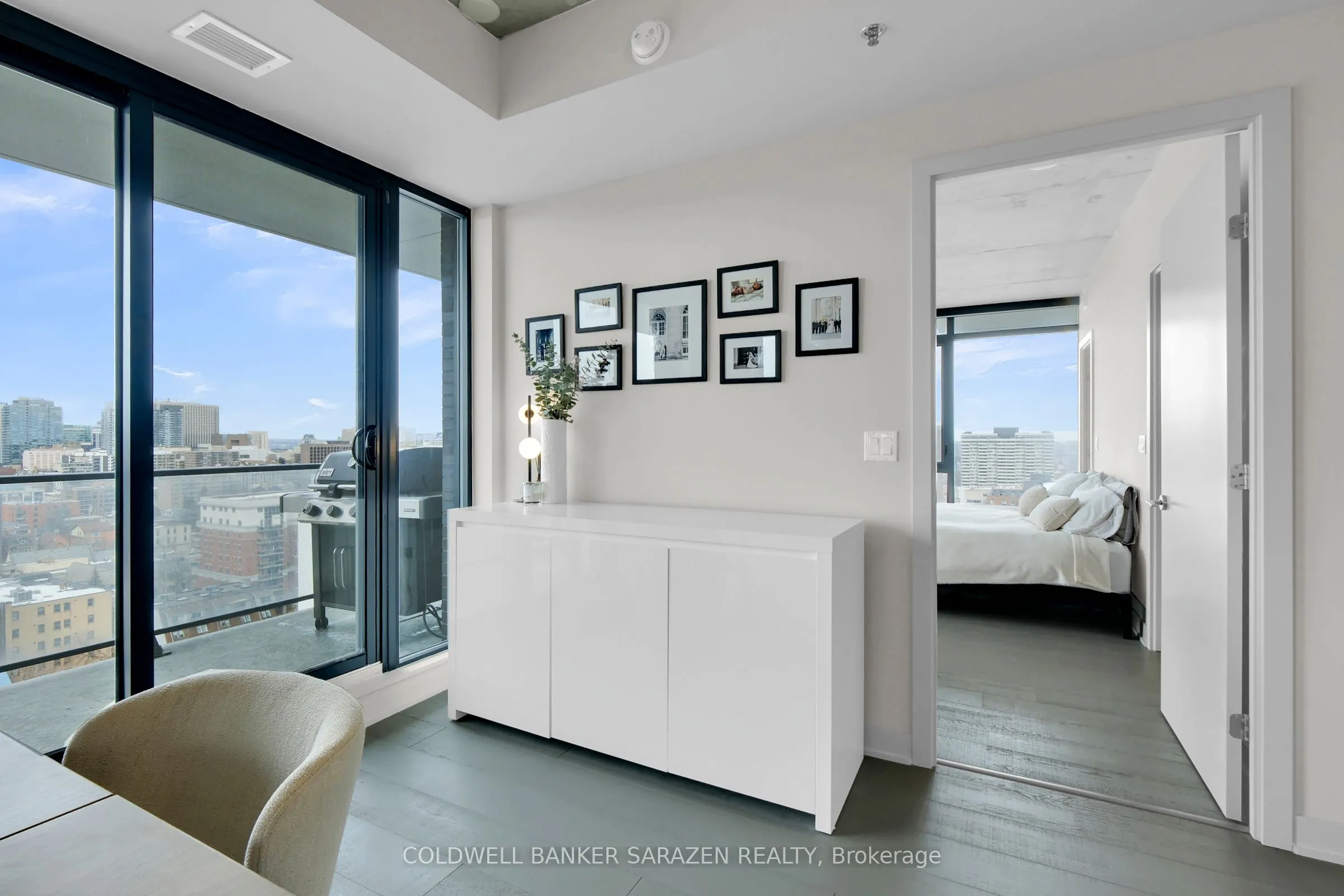 203 Catherine Street, #1407