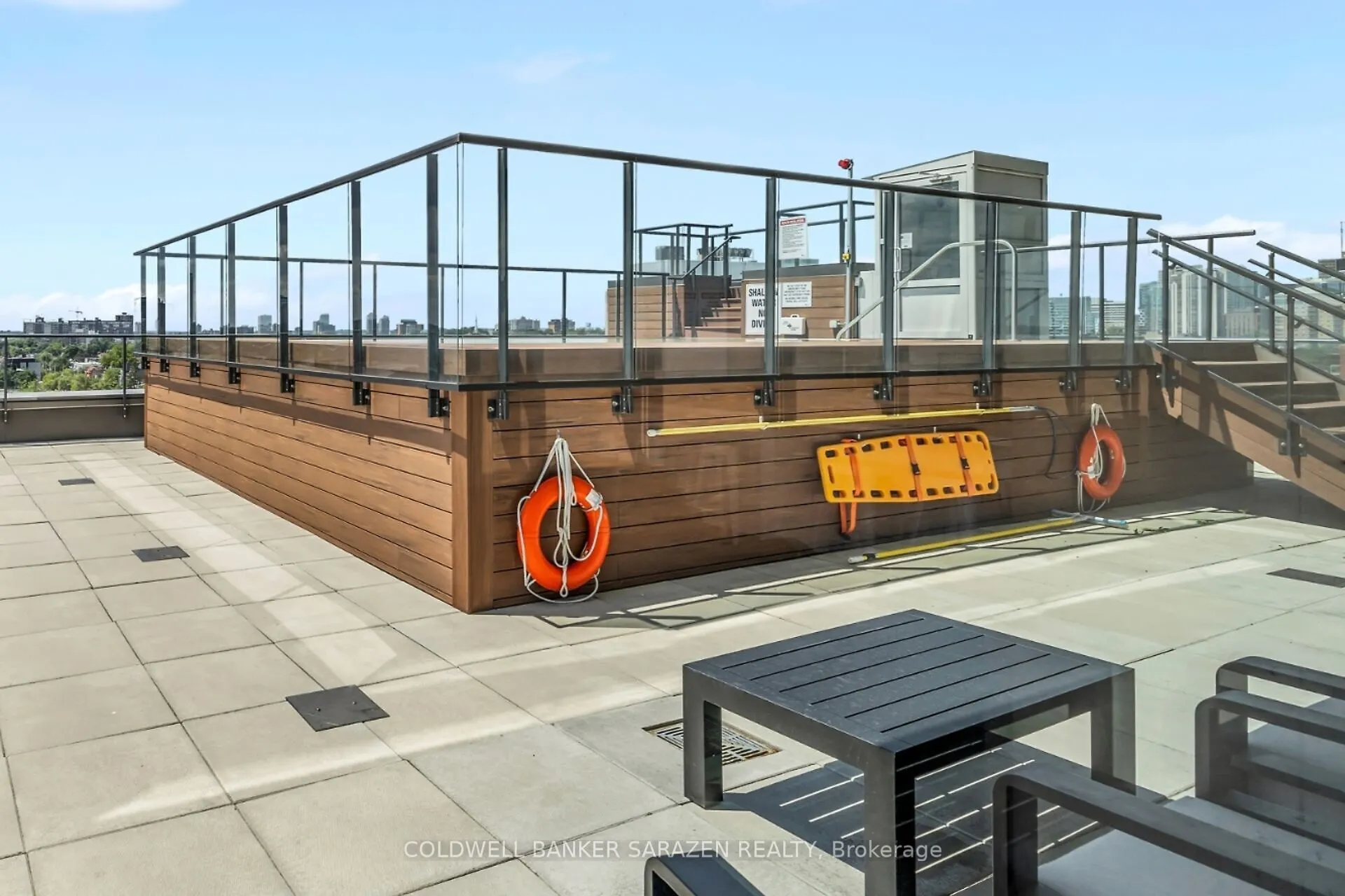 203 Catherine Street, #1407