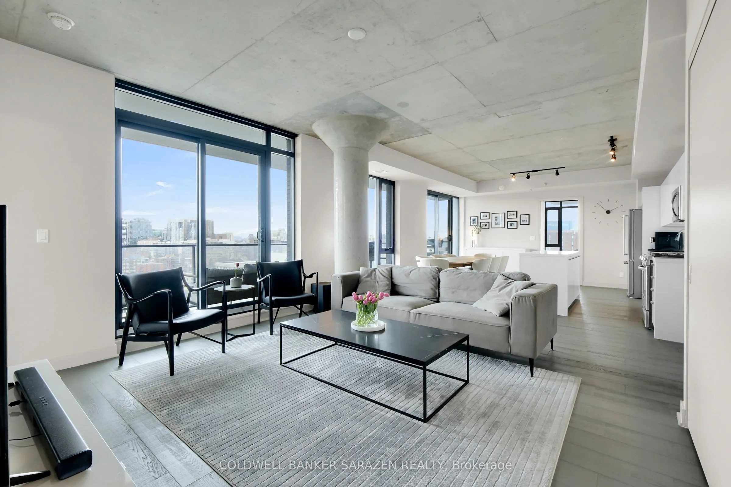 203 Catherine Street, #1407